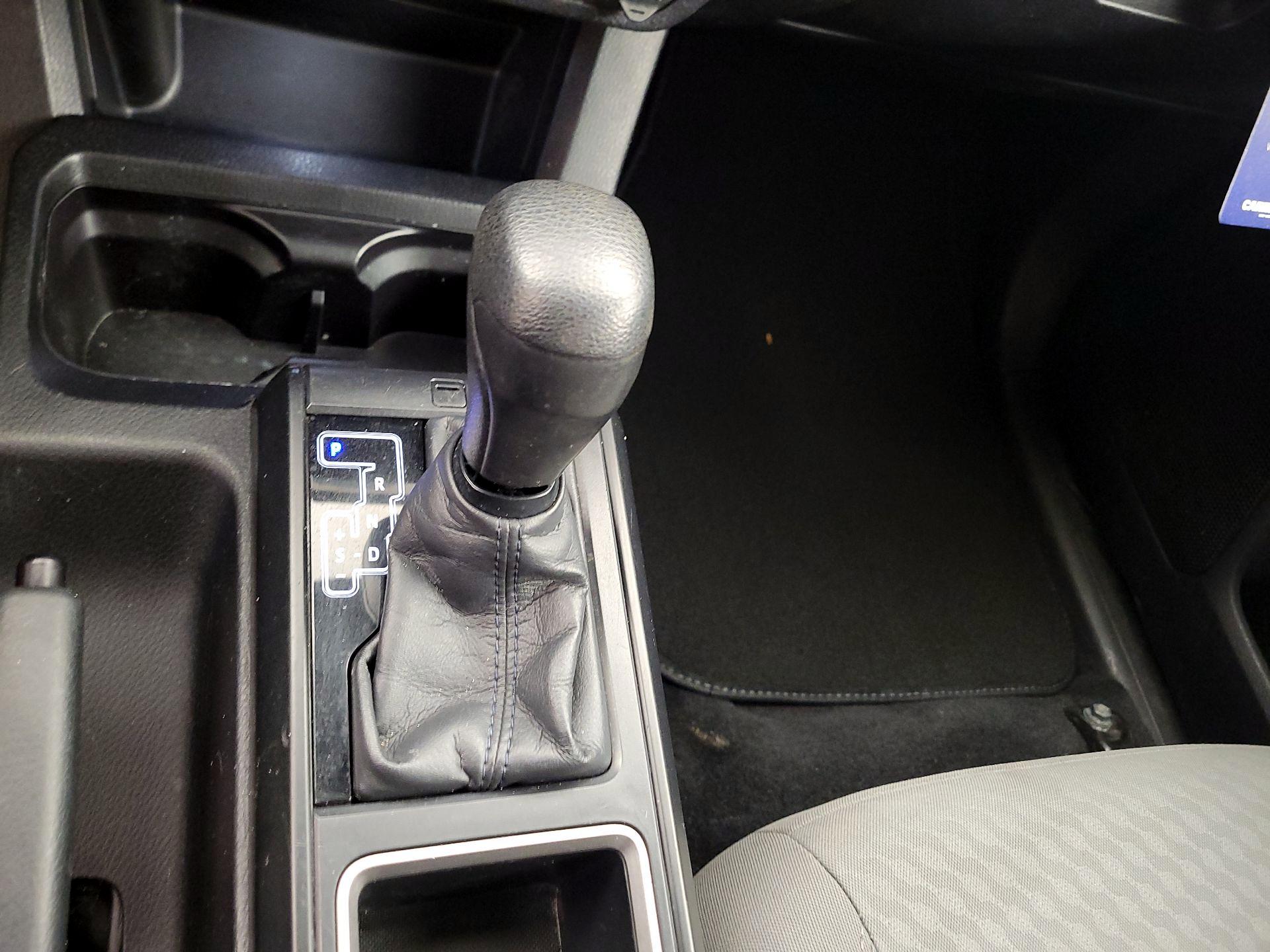 Thumbnail: 2020 Toyota Tacoma - 15