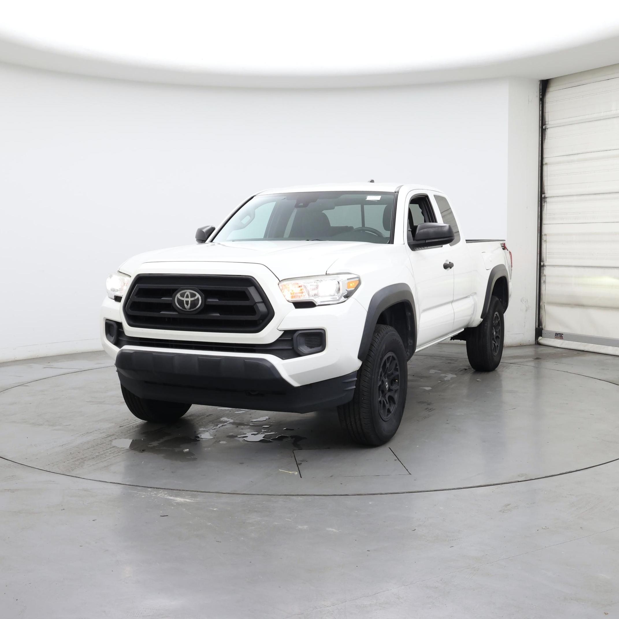 Thumbnail: 2020 Toyota Tacoma - 4