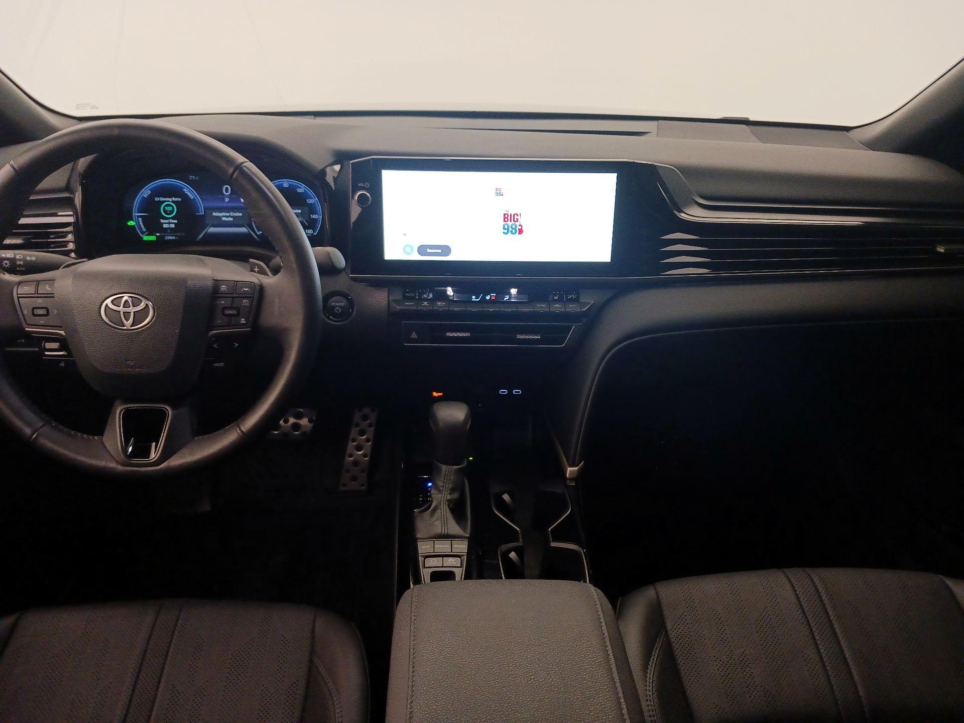 Thumbnail: 2025 Toyota Camry - 9