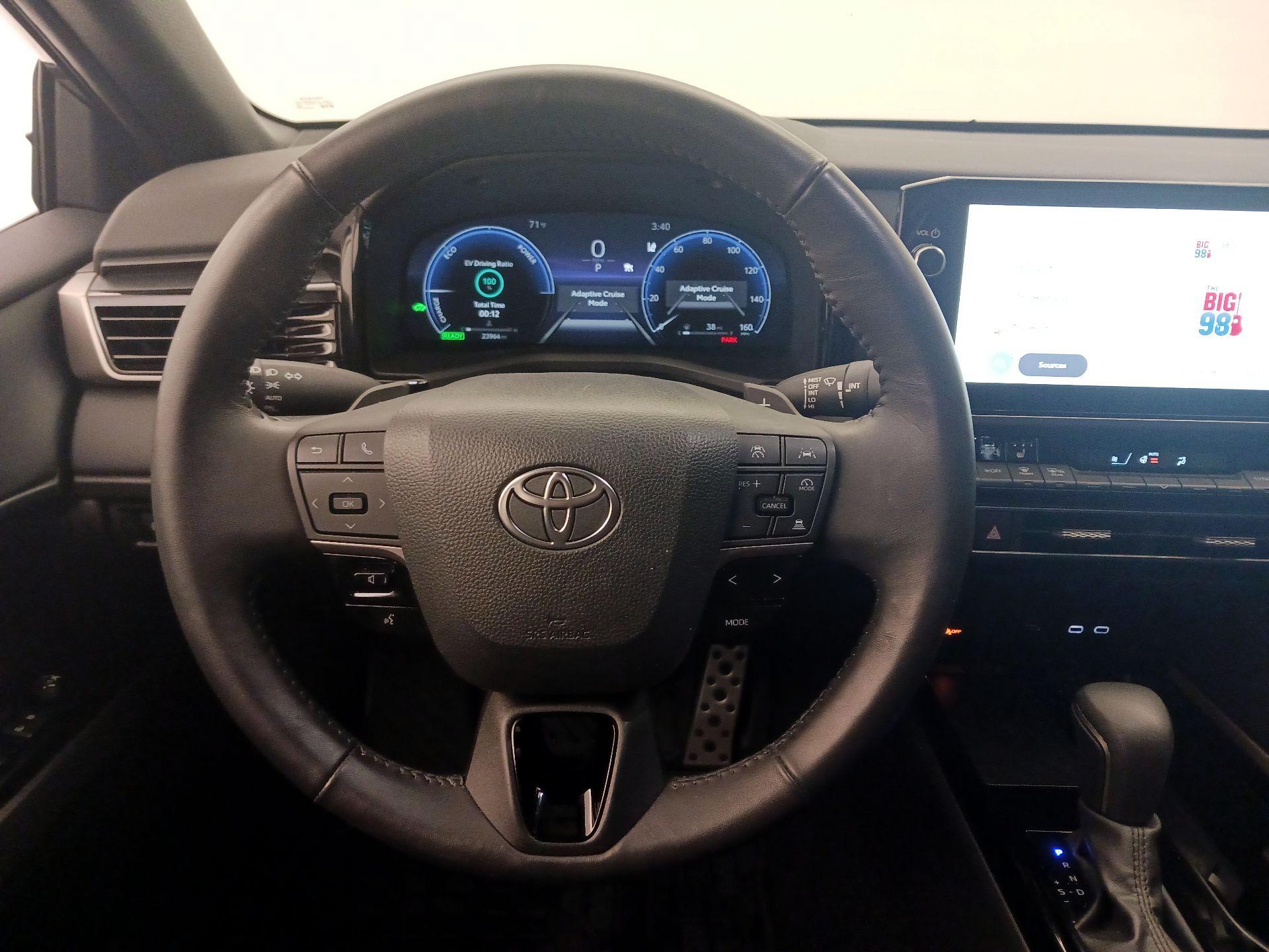 Thumbnail: 2025 Toyota Camry - 10