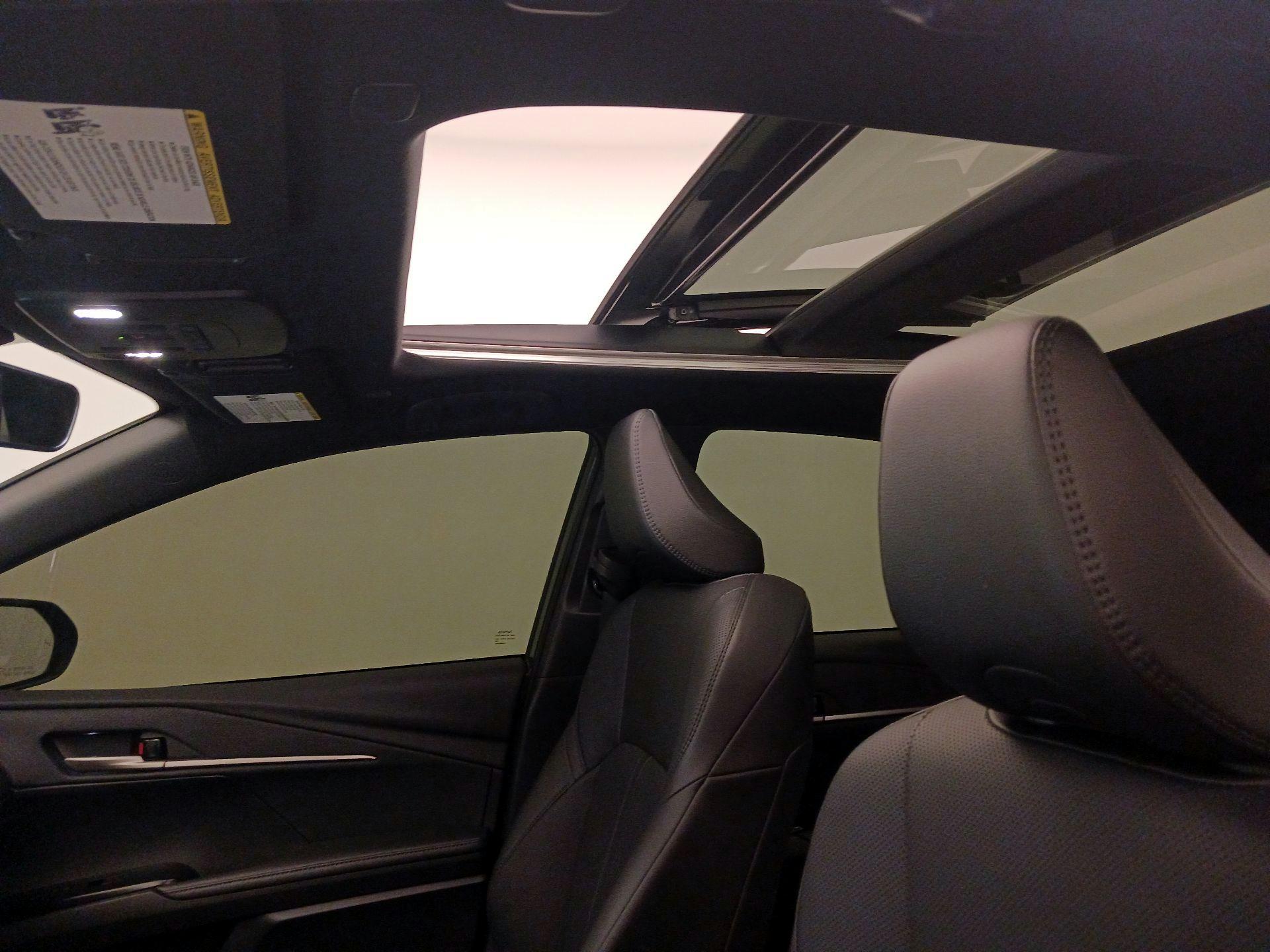 Thumbnail: 2025 Toyota Camry - 19