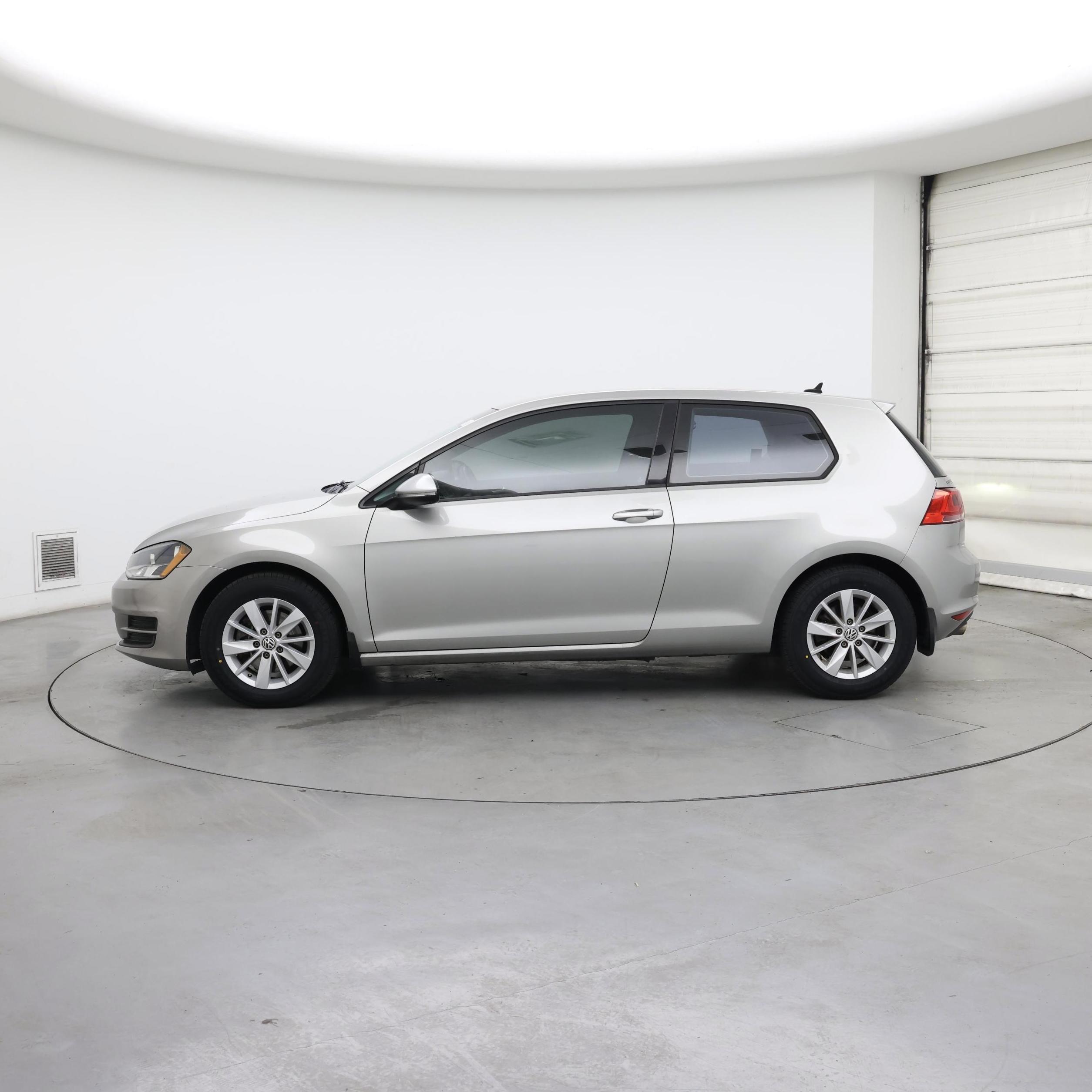 Thumbnail: 2015 Volkswagen Golf - 3