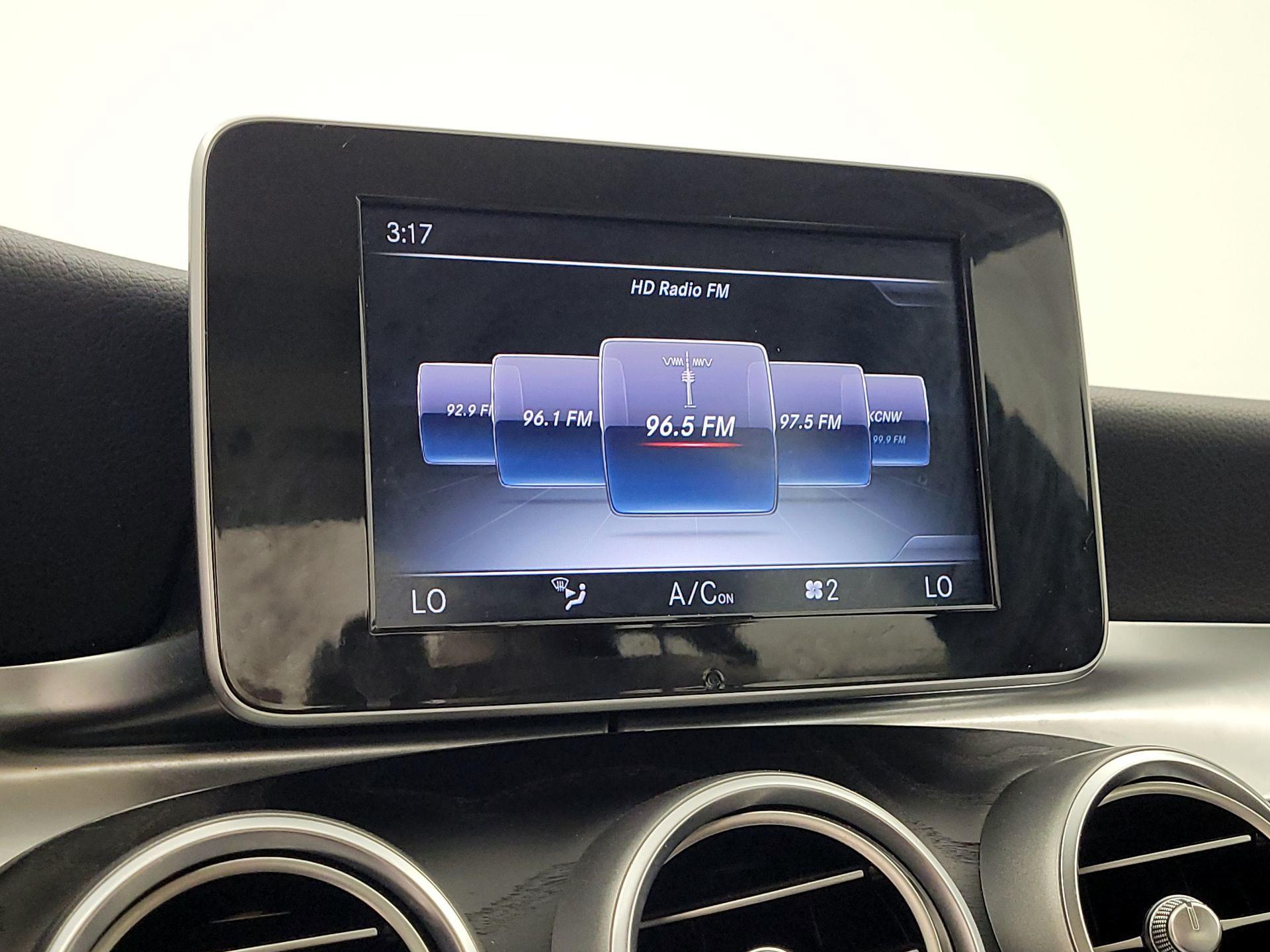 Thumbnail: 2017 Mercedes-Benz C-Class - 15