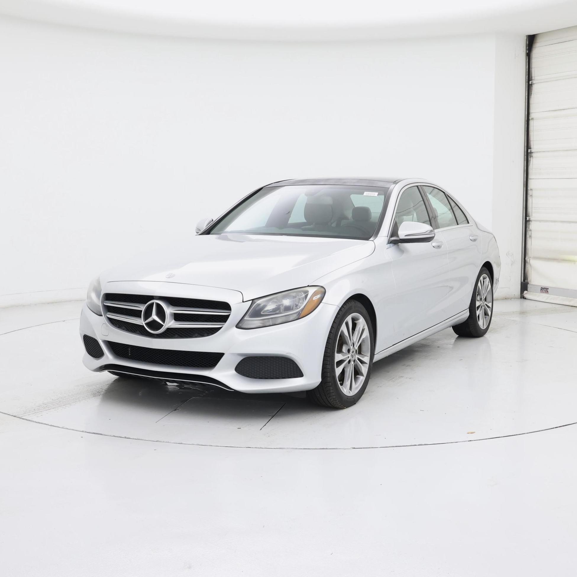 Thumbnail: 2017 Mercedes-Benz C-Class - 4