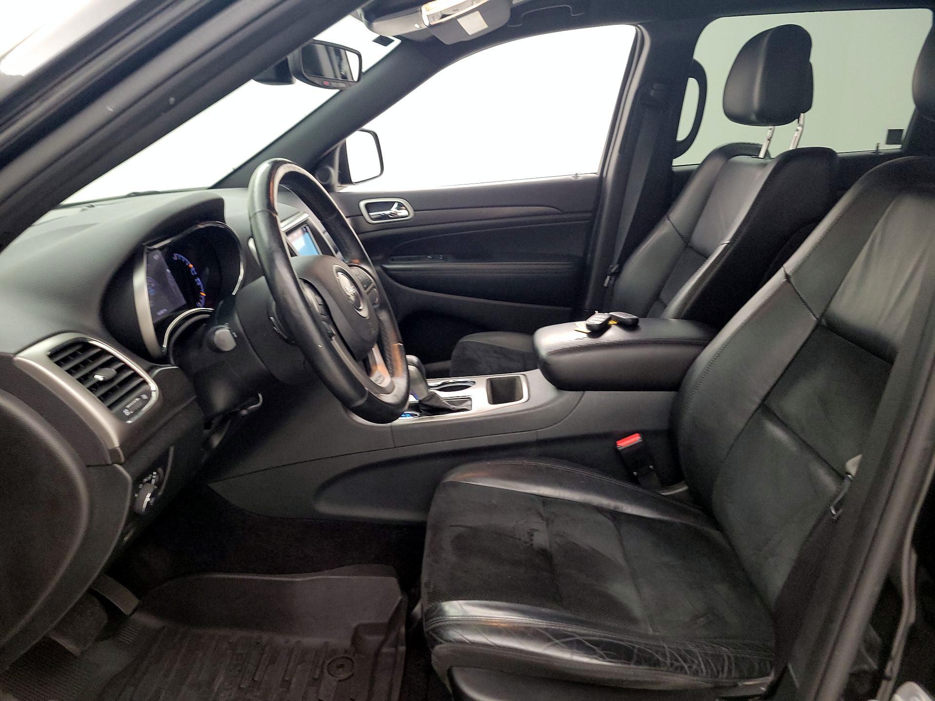 Thumbnail: 2018 Jeep Grand Cherokee - 11