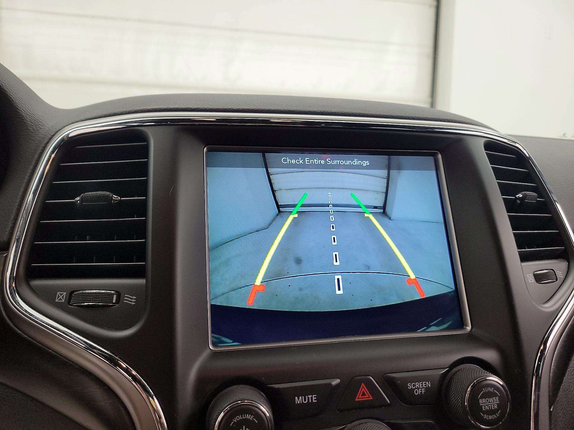 Thumbnail: 2018 Jeep Grand Cherokee - 15