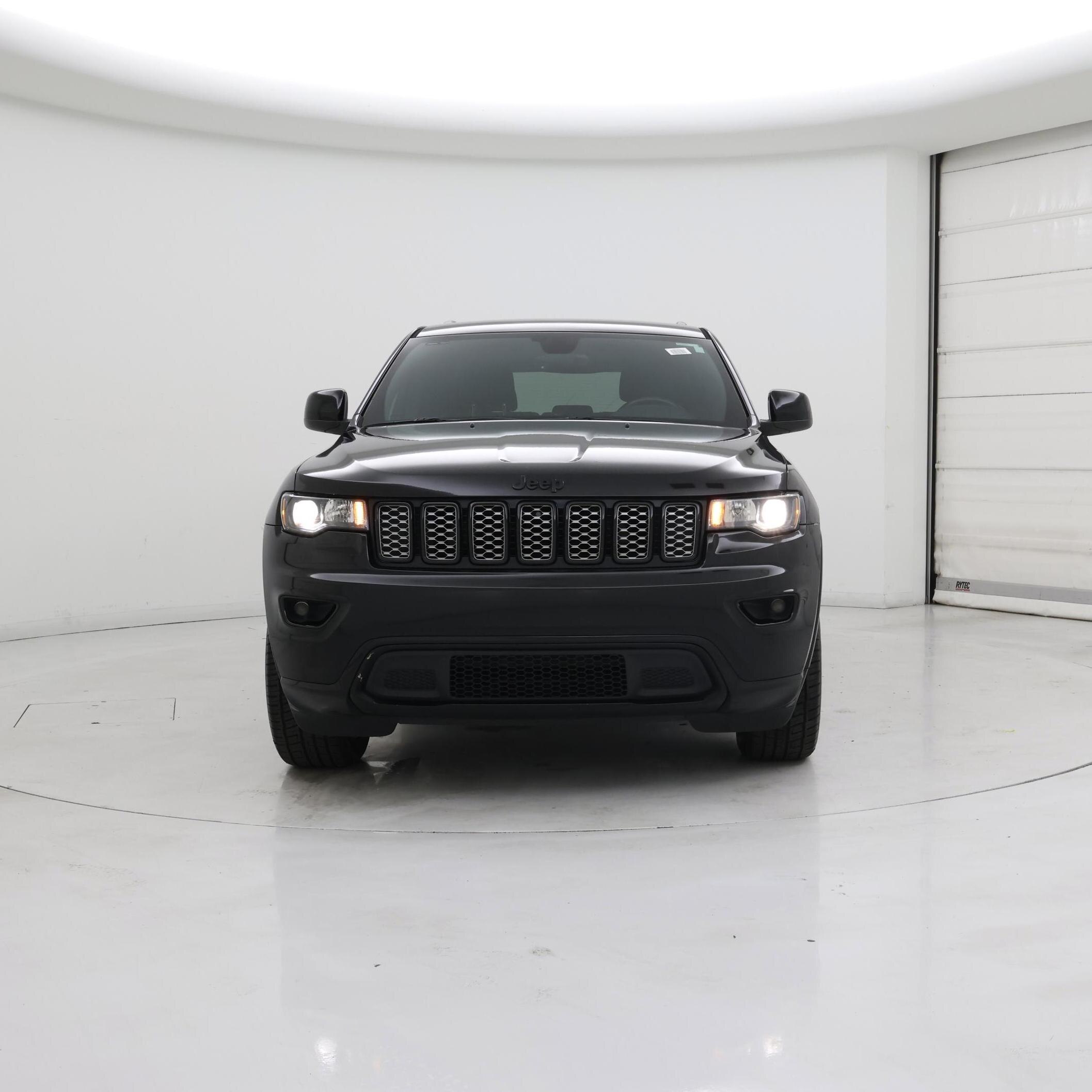 Thumbnail: 2018 Jeep Grand Cherokee - 5