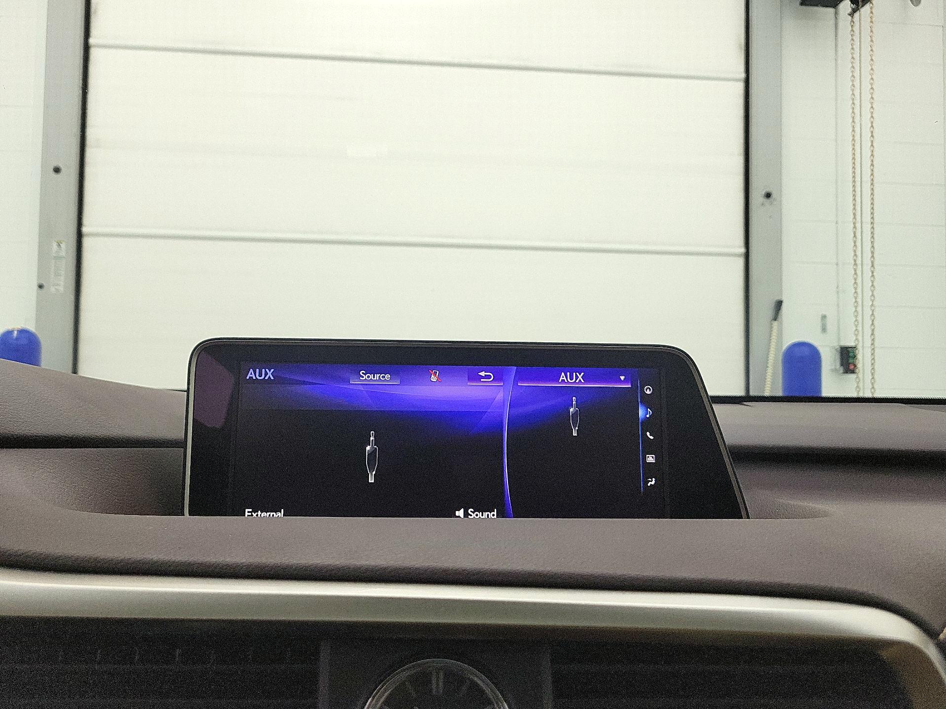 Thumbnail: 2017 Lexus RX - 16