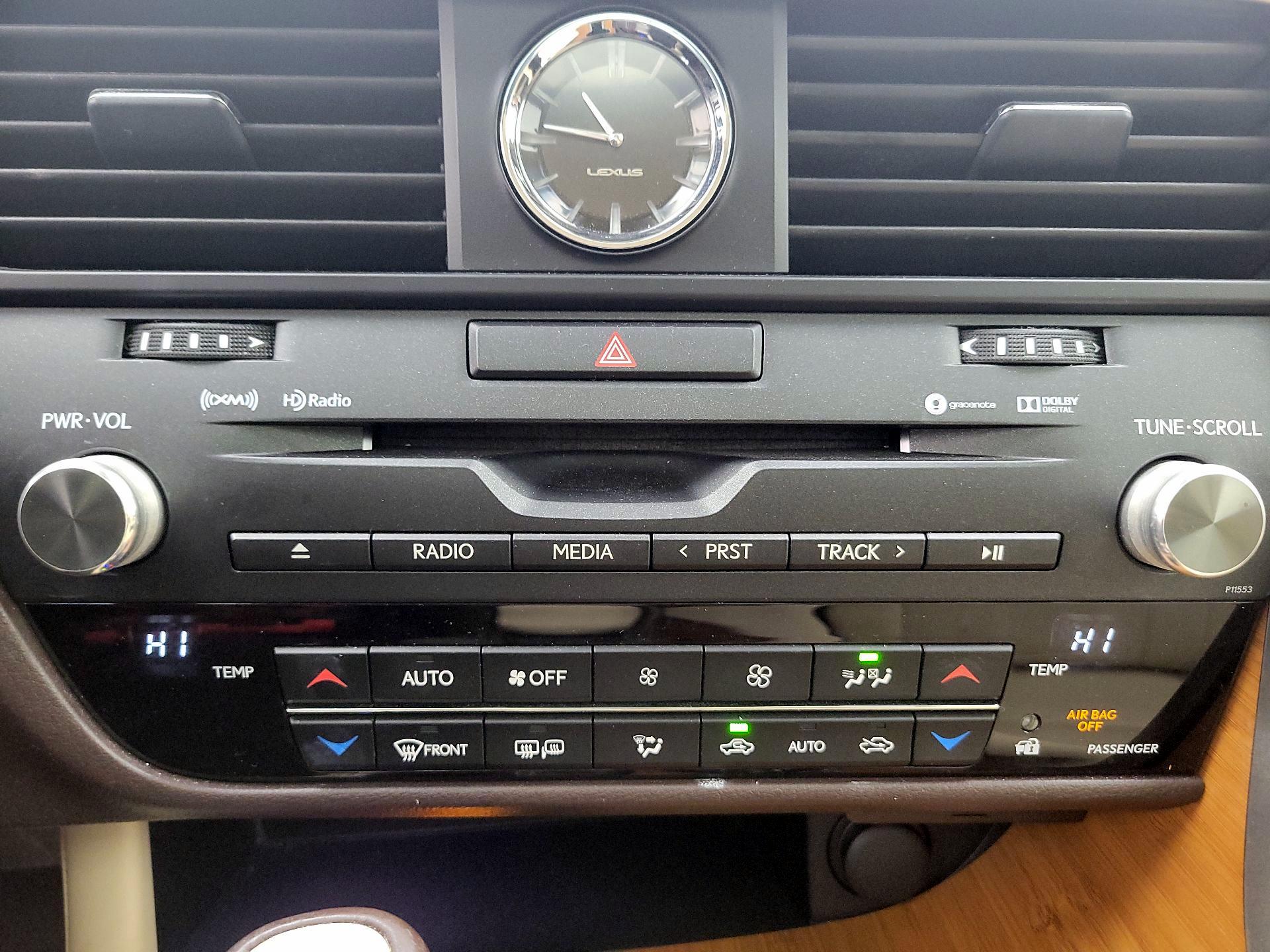 Thumbnail: 2017 Lexus RX - 17