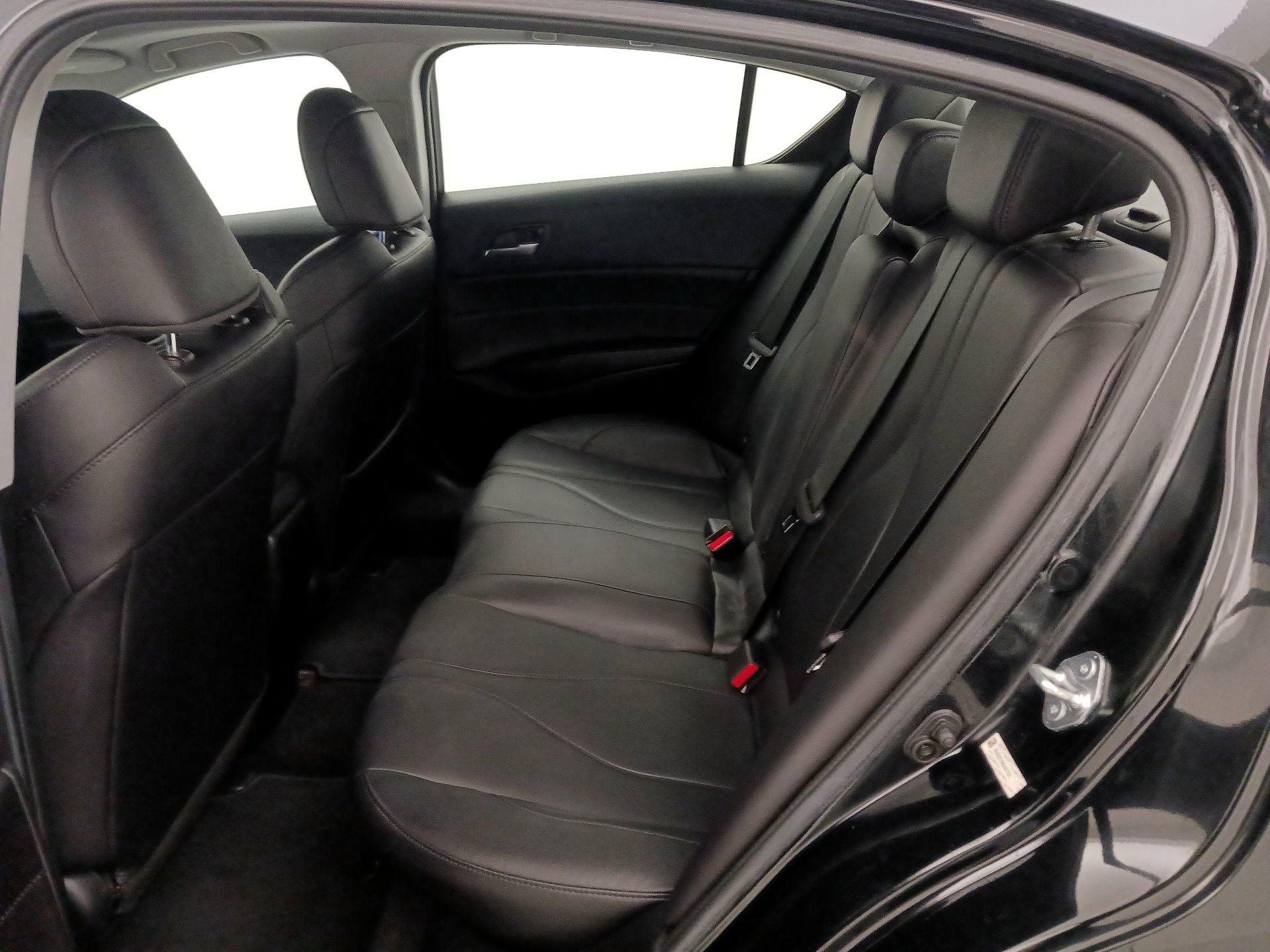 Thumbnail: 2021 Acura ILX - 20