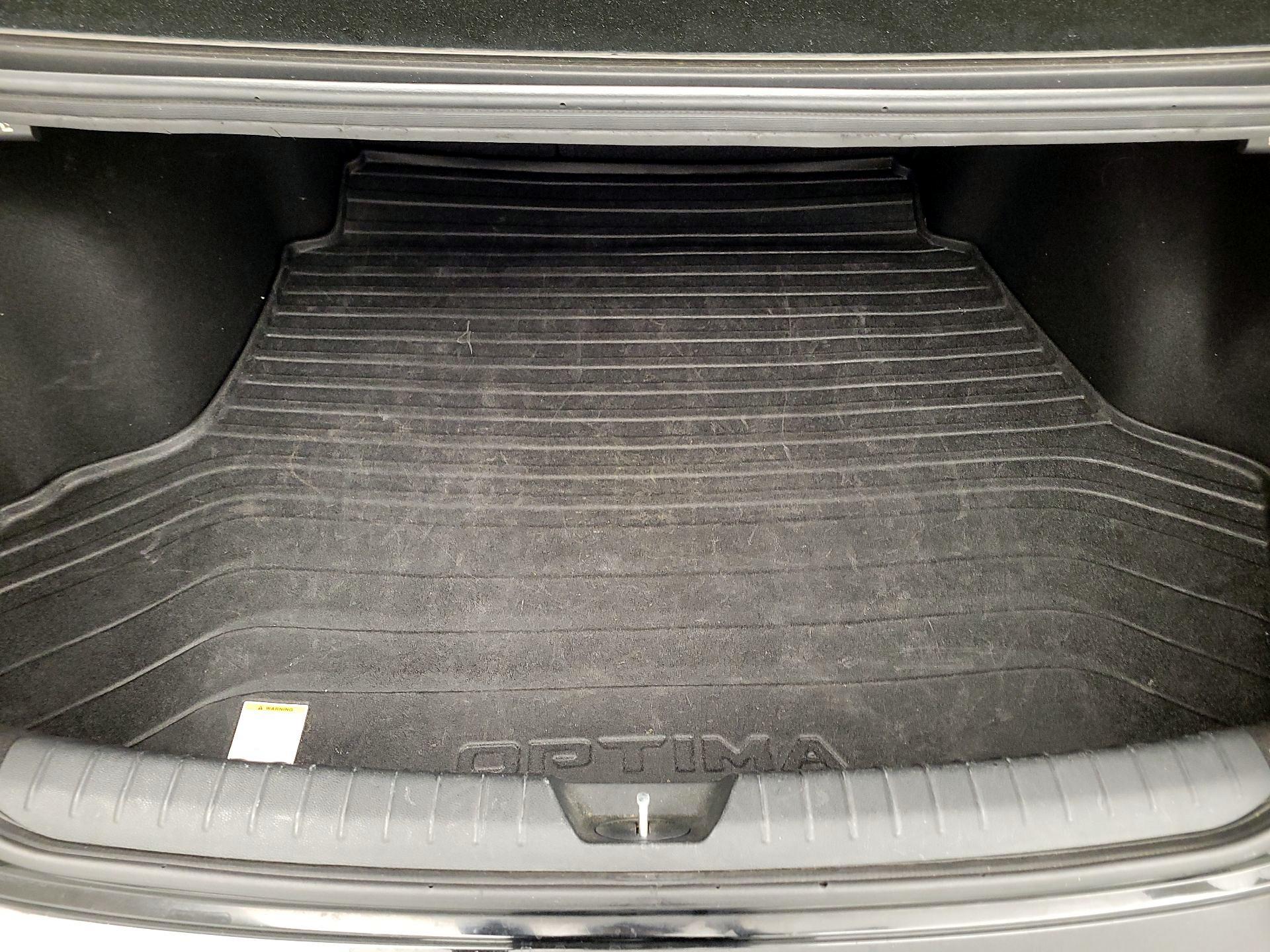 Thumbnail: 2016 Kia Optima - 20