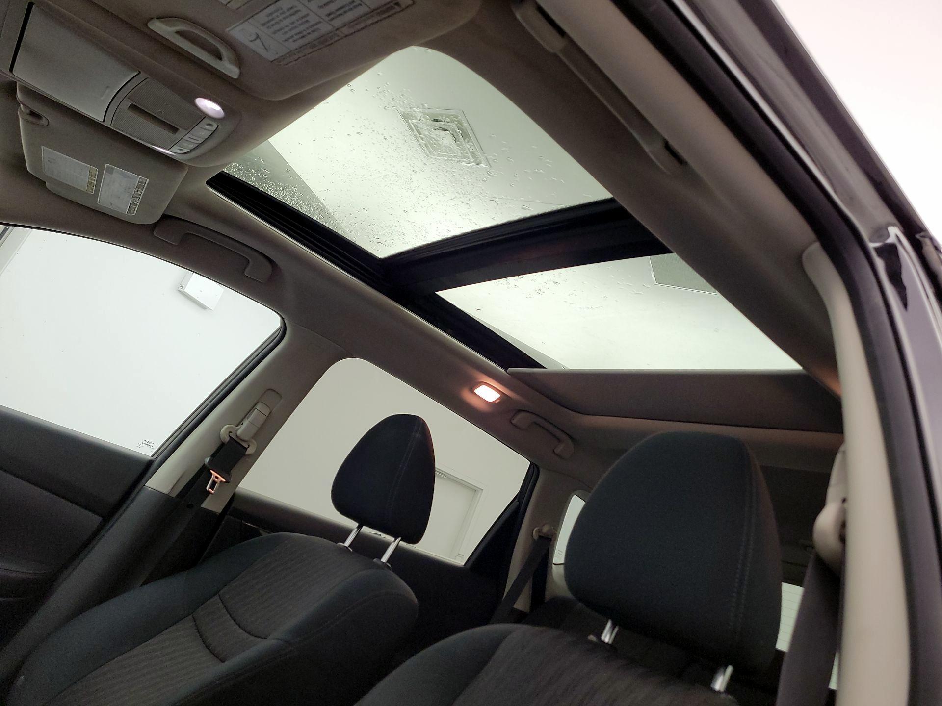 Thumbnail: 2017 Nissan Rogue - 19