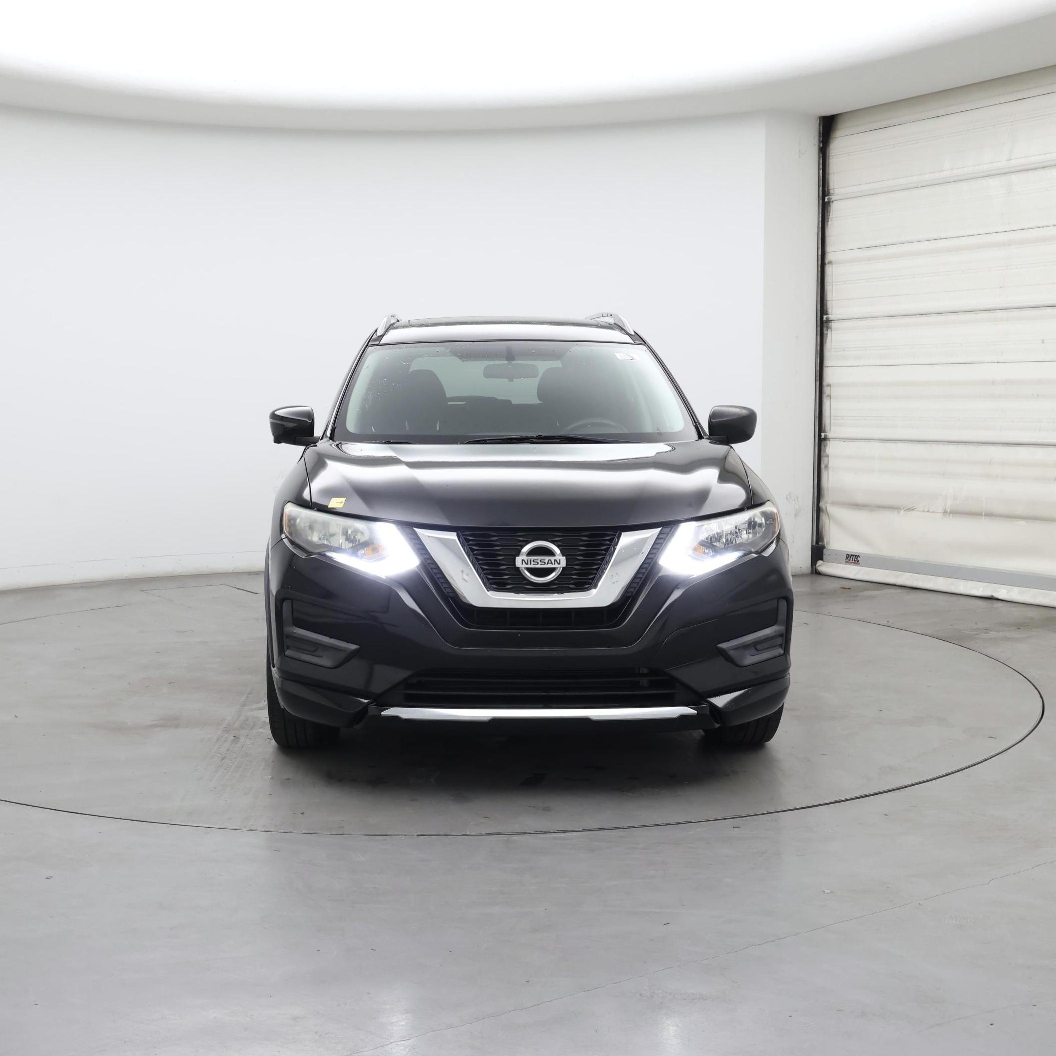 Thumbnail: 2017 Nissan Rogue - 5
