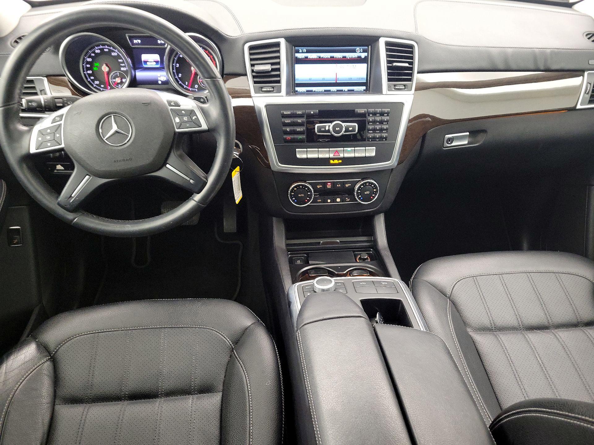 Thumbnail: 2015 Mercedes-Benz GL-Class - 9