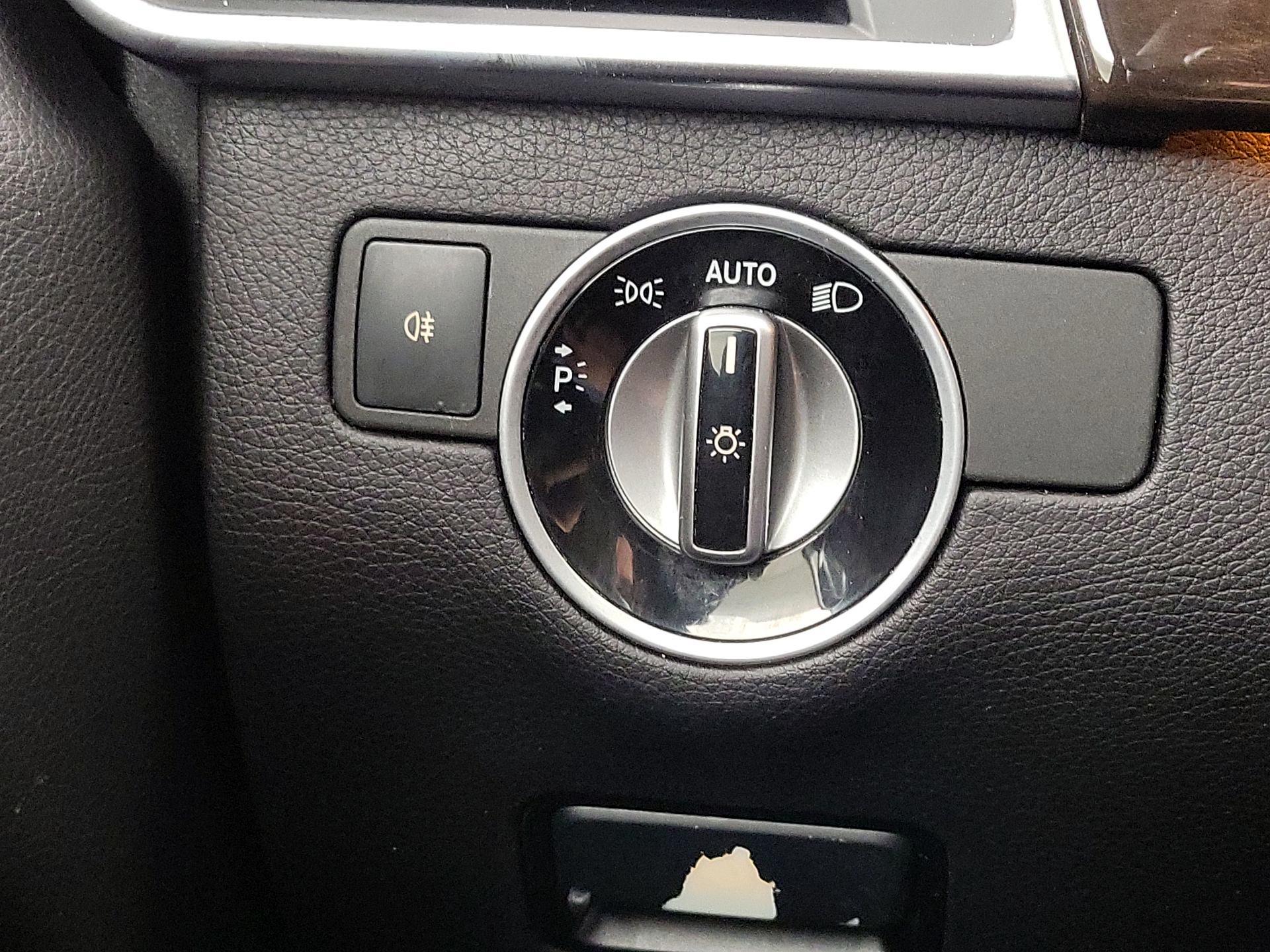 Thumbnail: 2015 Mercedes-Benz GL-Class - 13