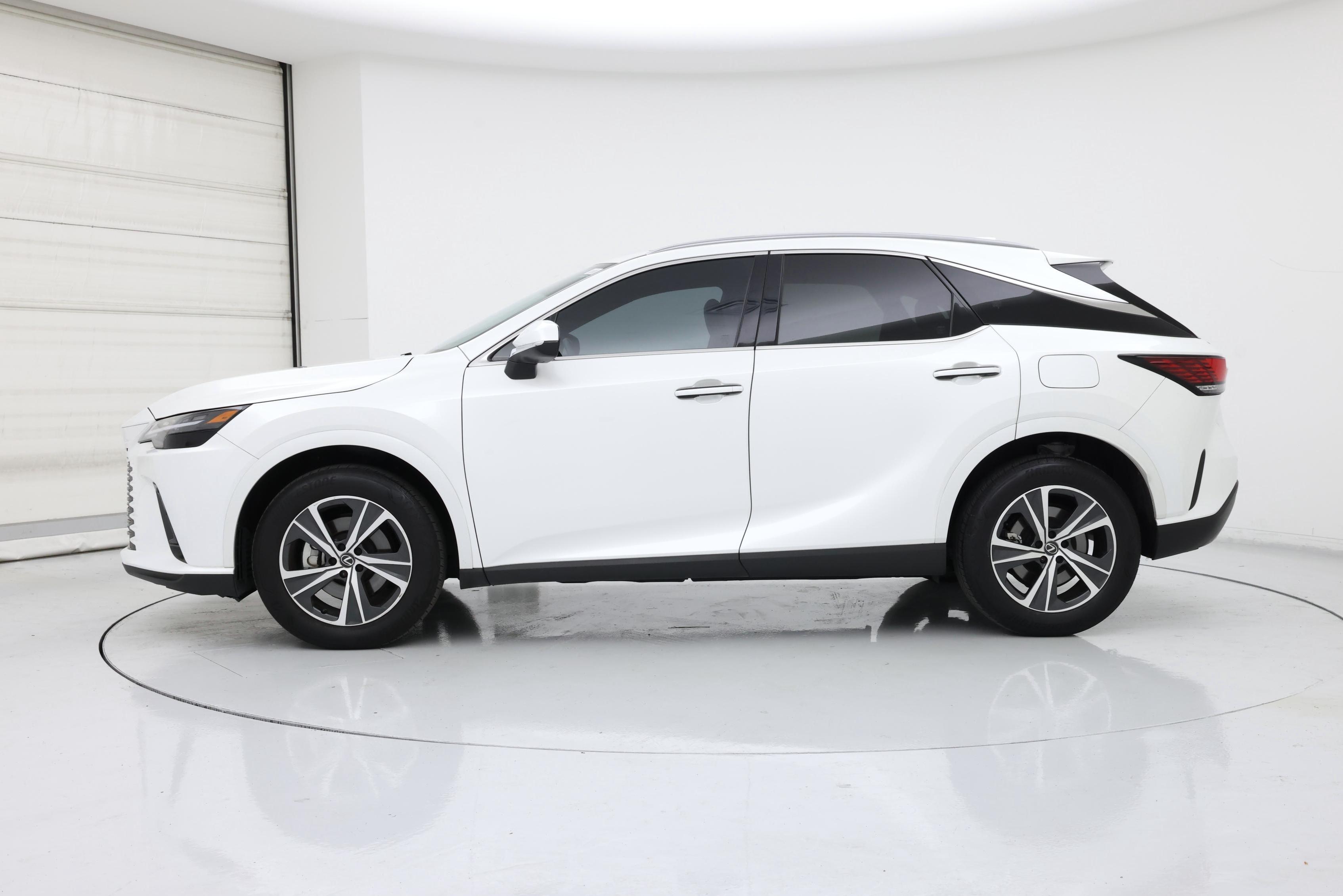 Thumbnail: 2024 Lexus RX - 3