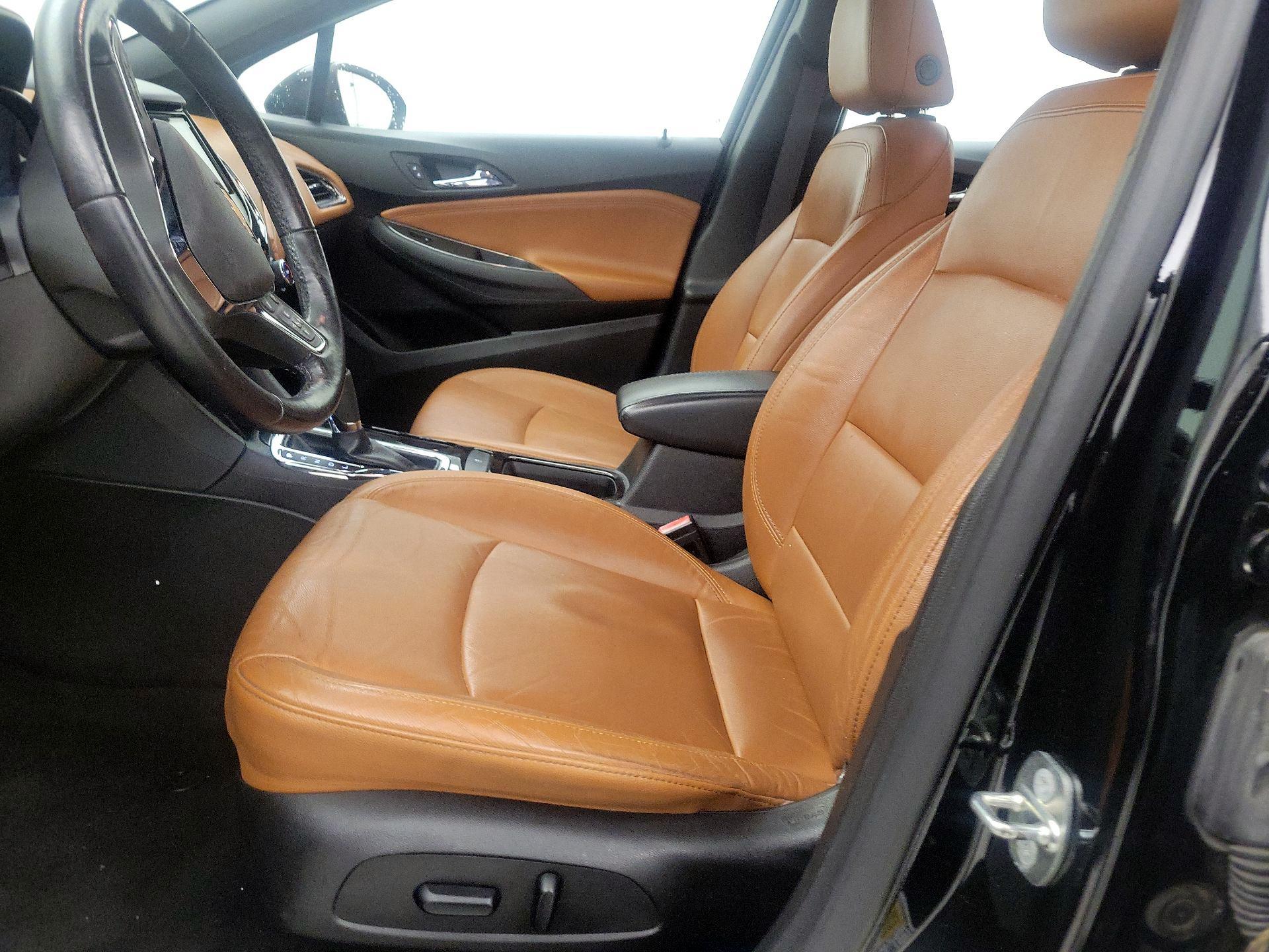 Thumbnail: 2017 Chevrolet Cruze - 11