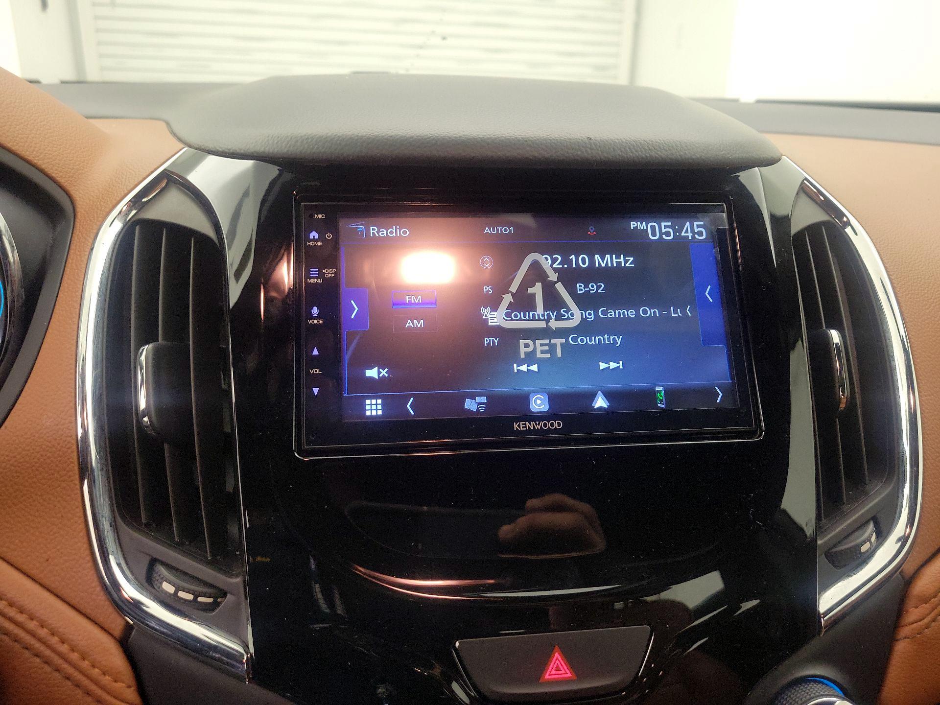 Thumbnail: 2017 Chevrolet Cruze - 15