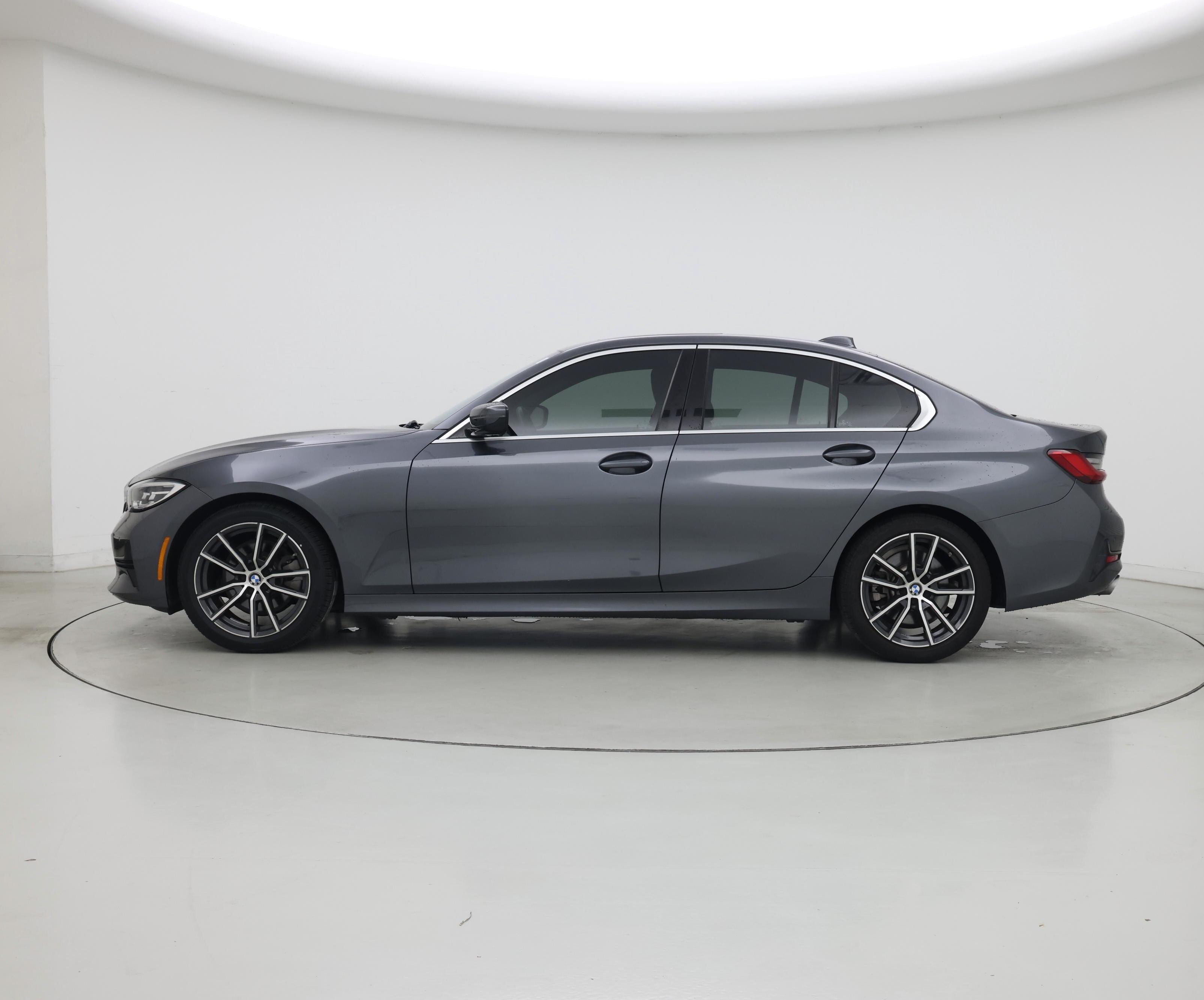 Thumbnail: 2019 BMW 3 Series - 3