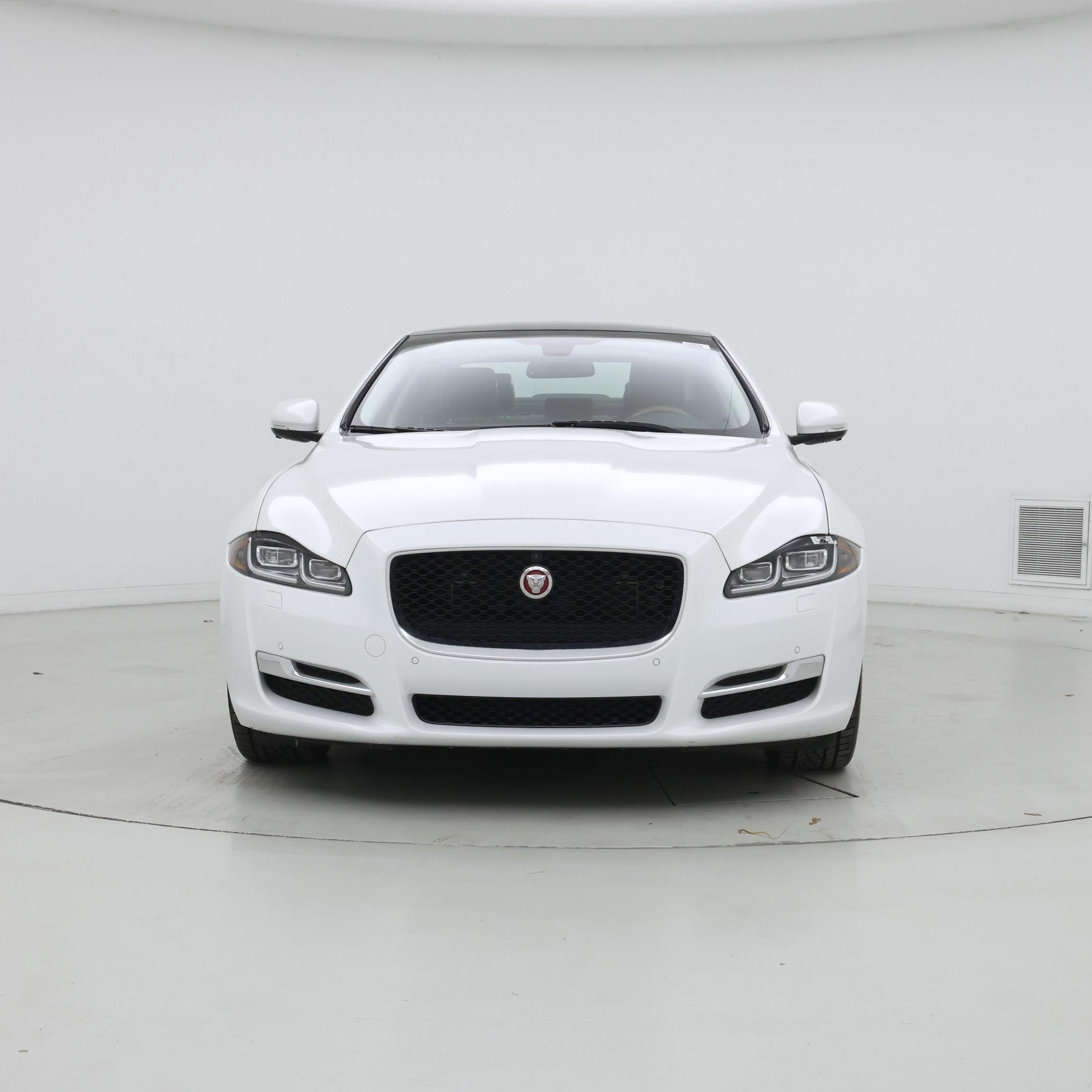 Thumbnail: 2017 Jaguar XJ - 5