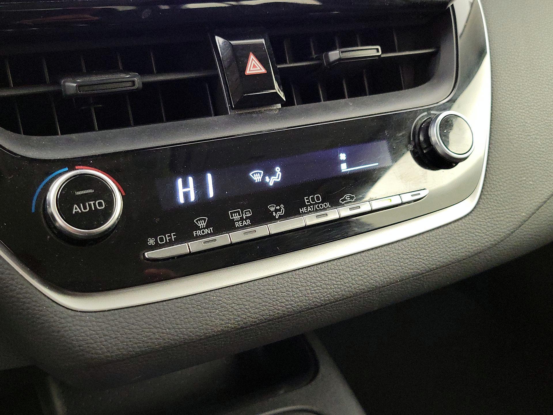 Thumbnail: 2021 Toyota Corolla - 16