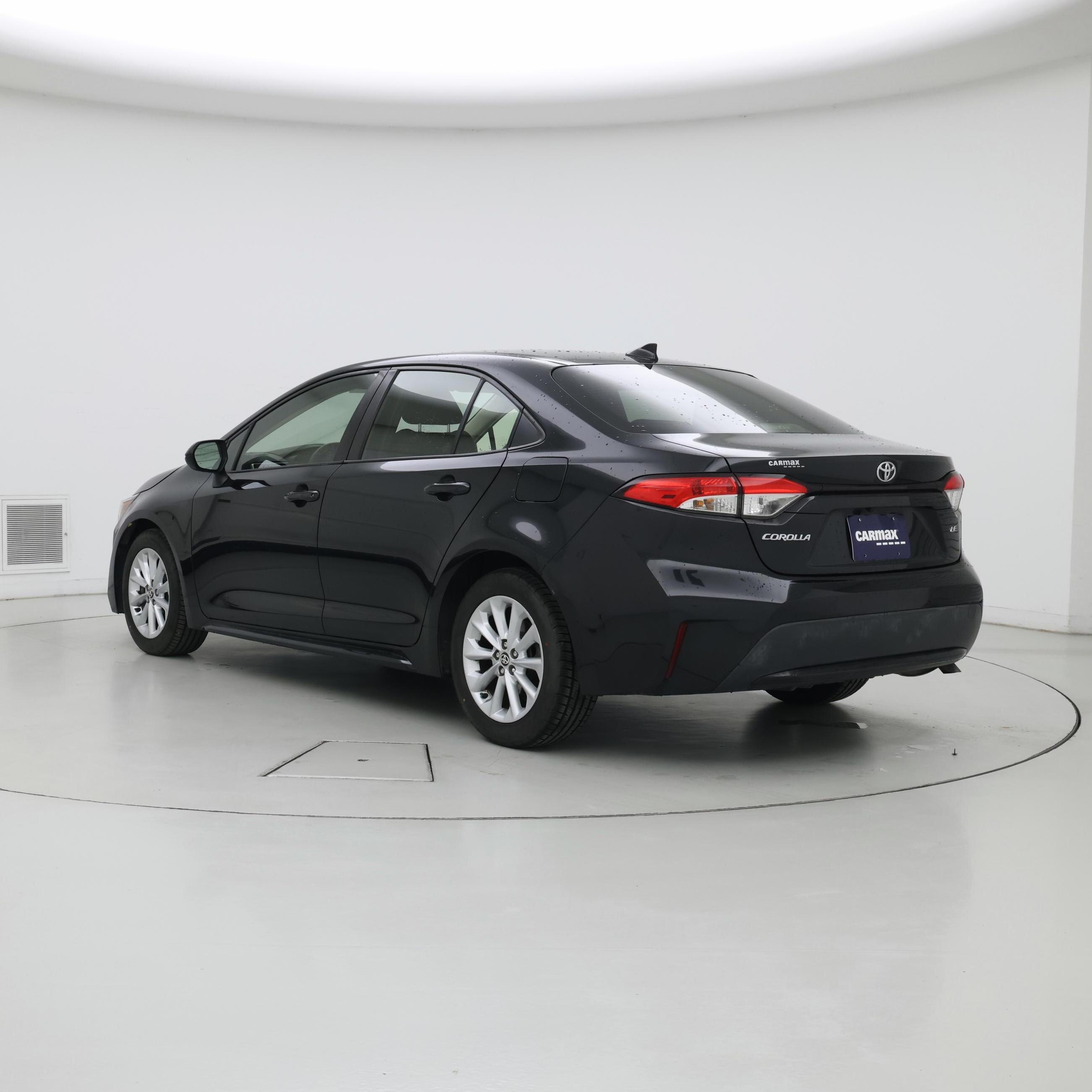 Thumbnail: 2021 Toyota Corolla - 2