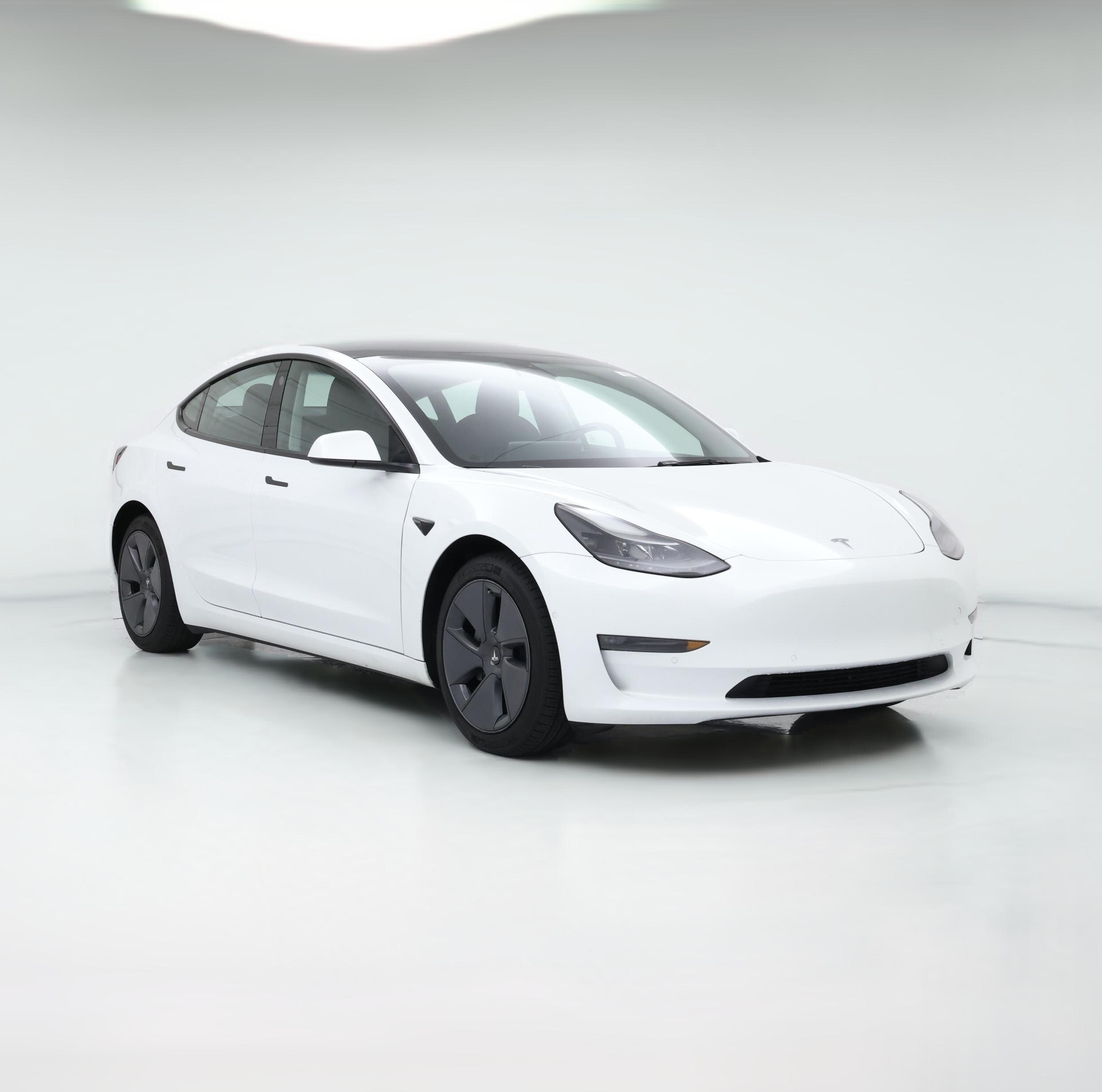Thumbnail: 2022 Tesla Model 3 - 1