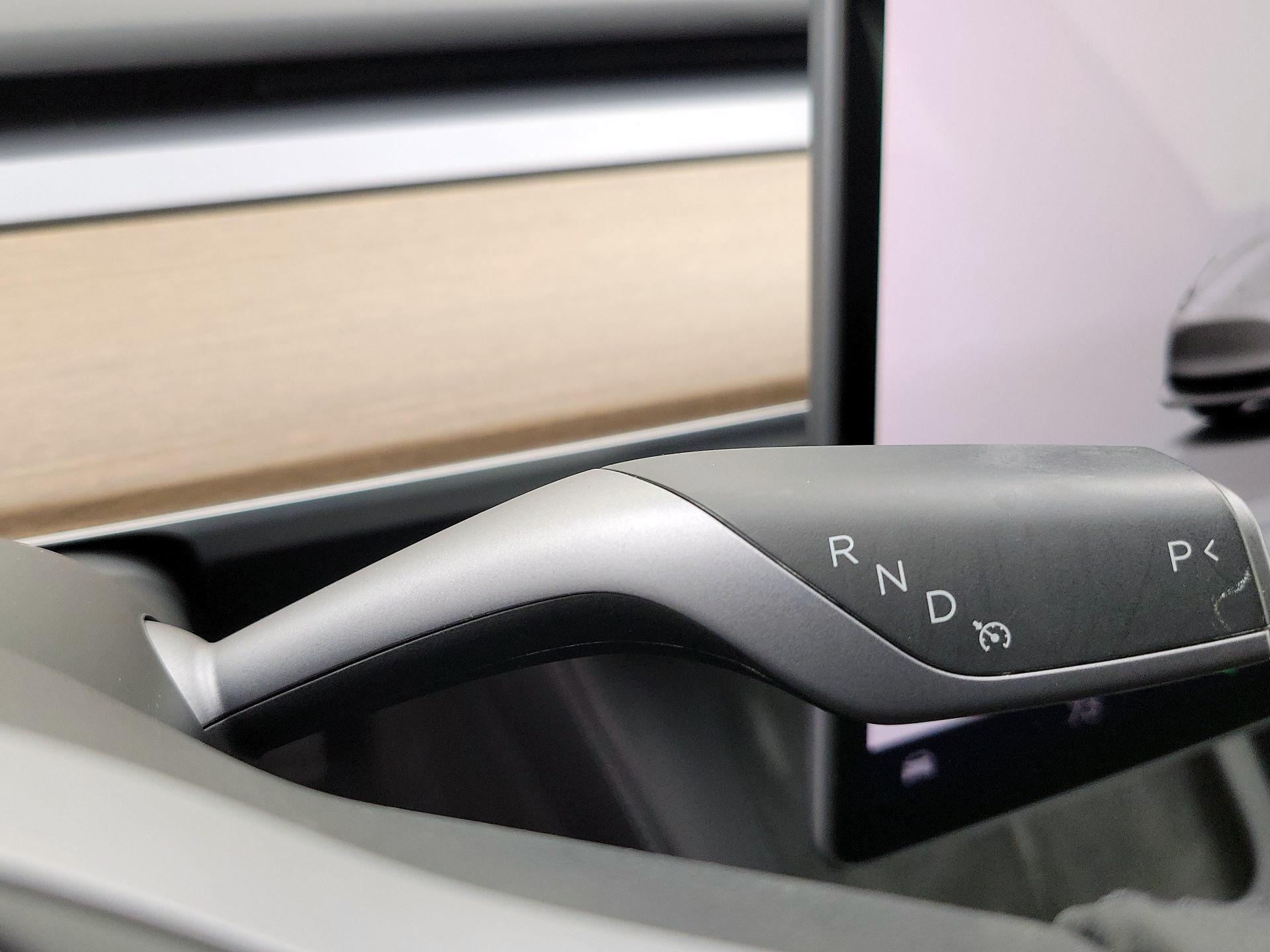 Thumbnail: 2022 Tesla Model 3 - 17