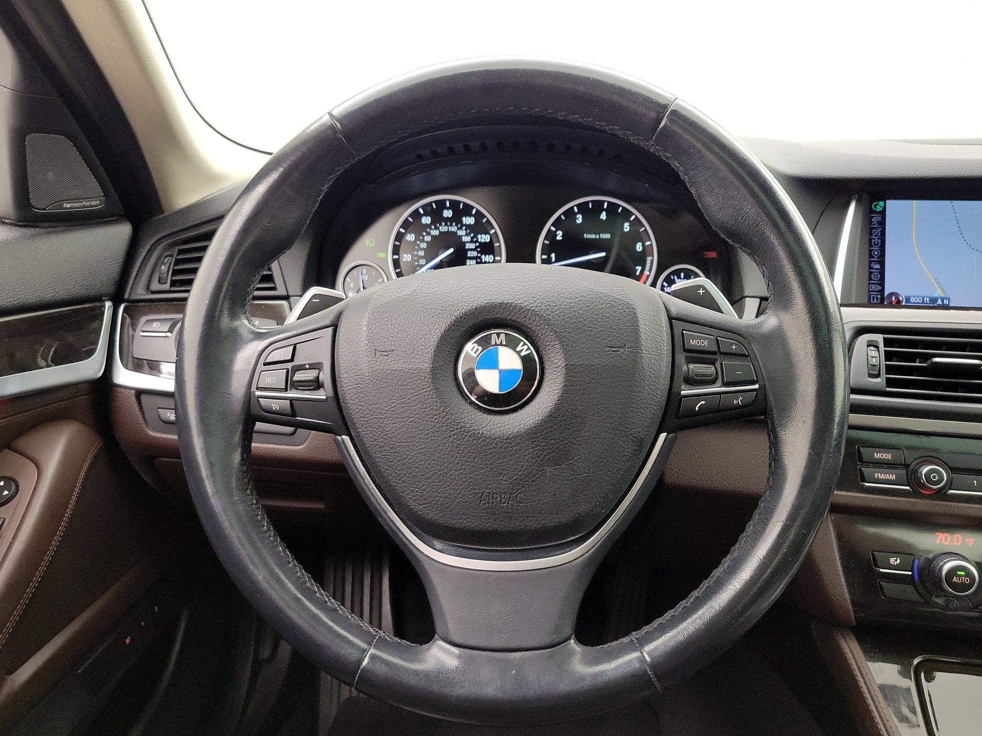 Thumbnail: 2016 BMW 5 Series - 10