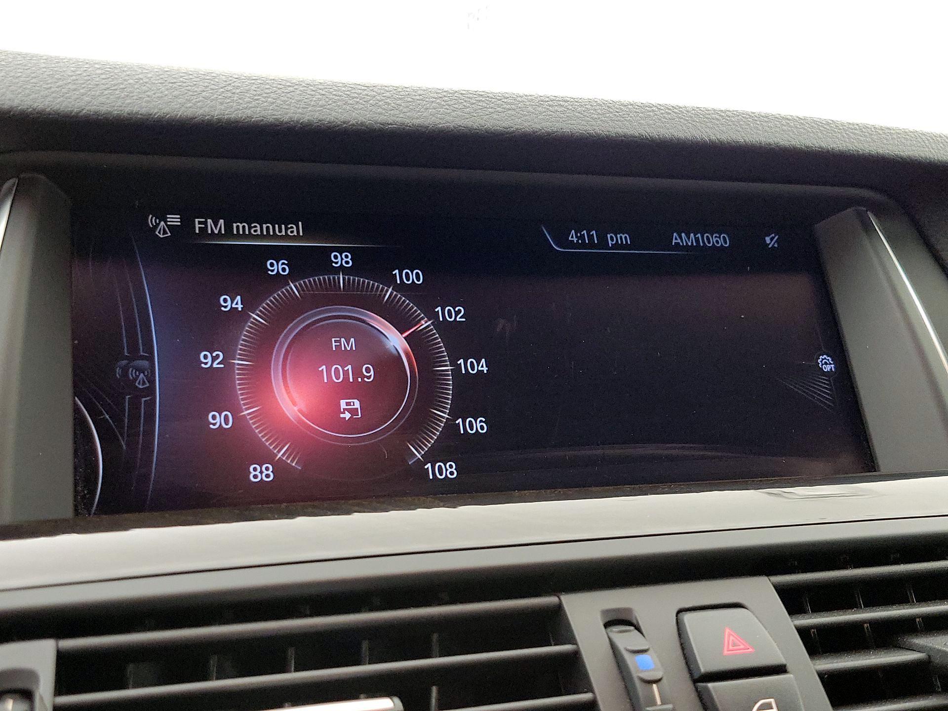 Thumbnail: 2016 BMW 5 Series - 16