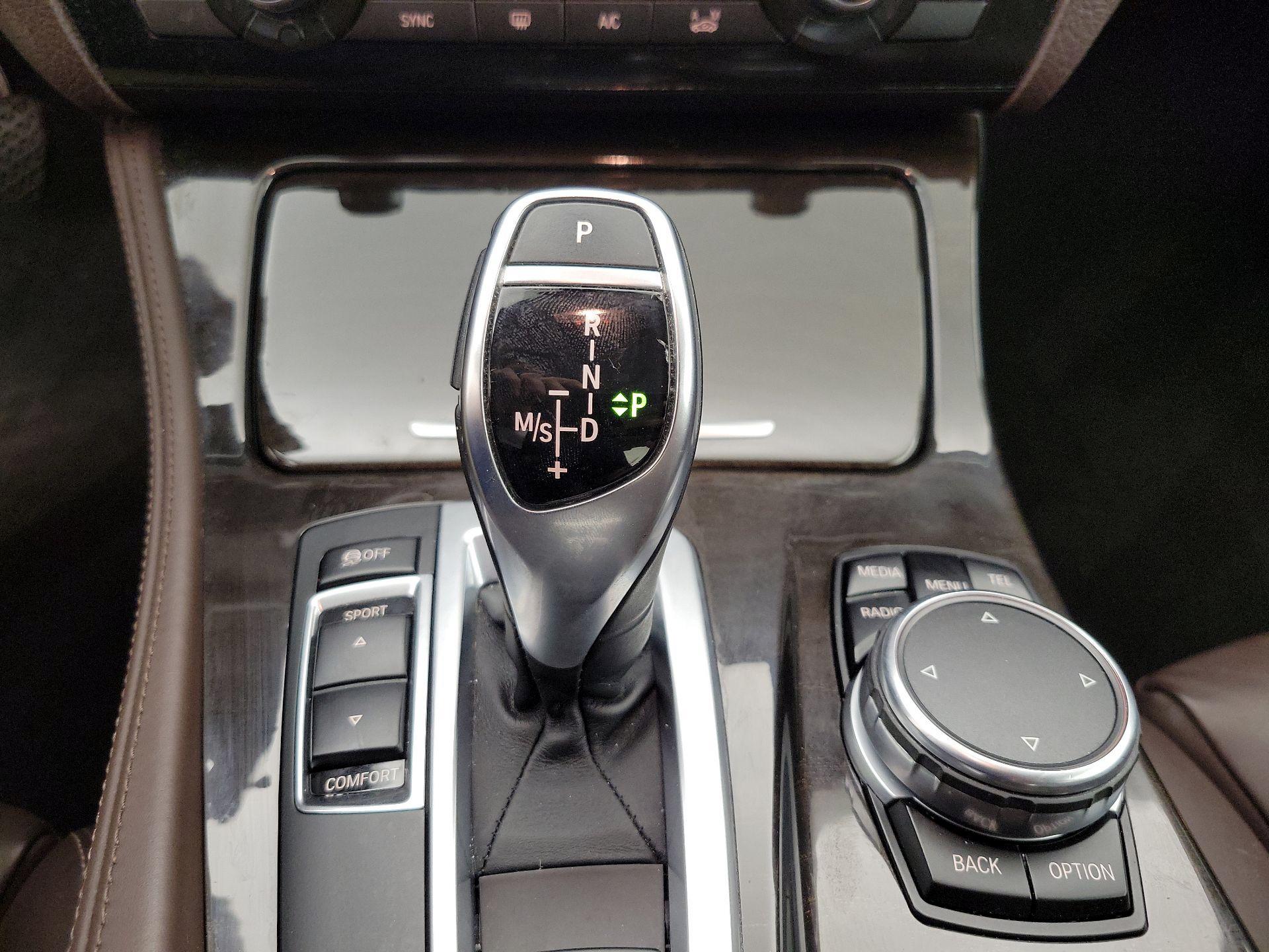 Thumbnail: 2016 BMW 5 Series - 18