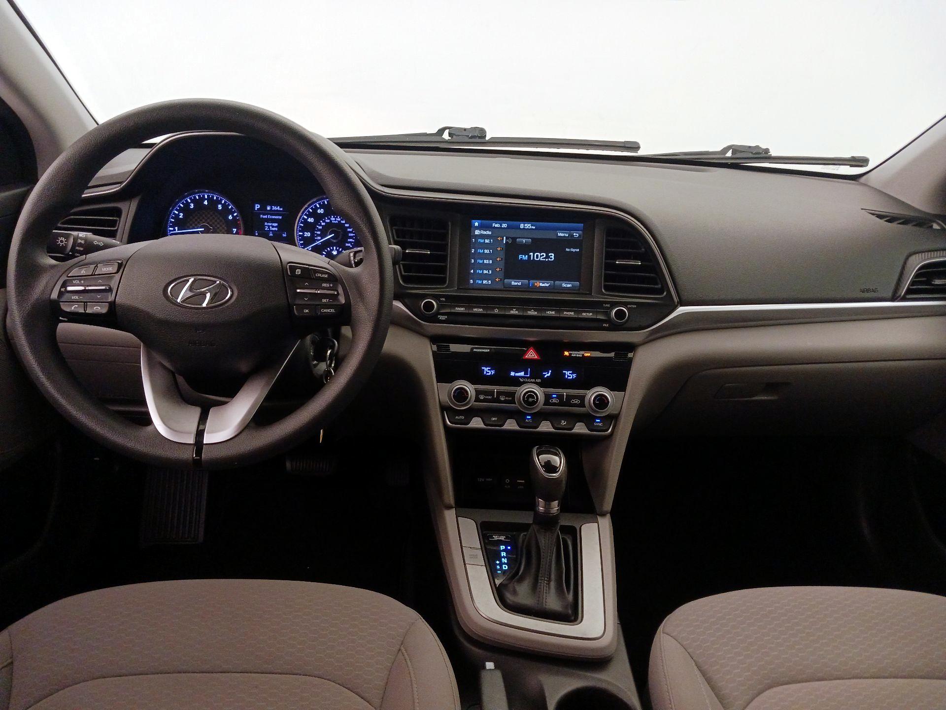 Thumbnail: 2020 Hyundai Elantra - 9