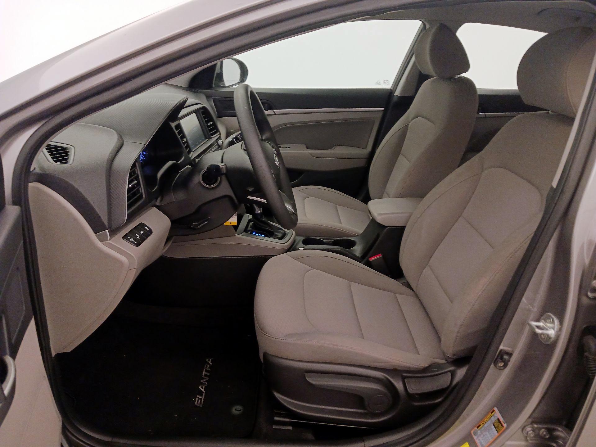 Thumbnail: 2020 Hyundai Elantra - 11