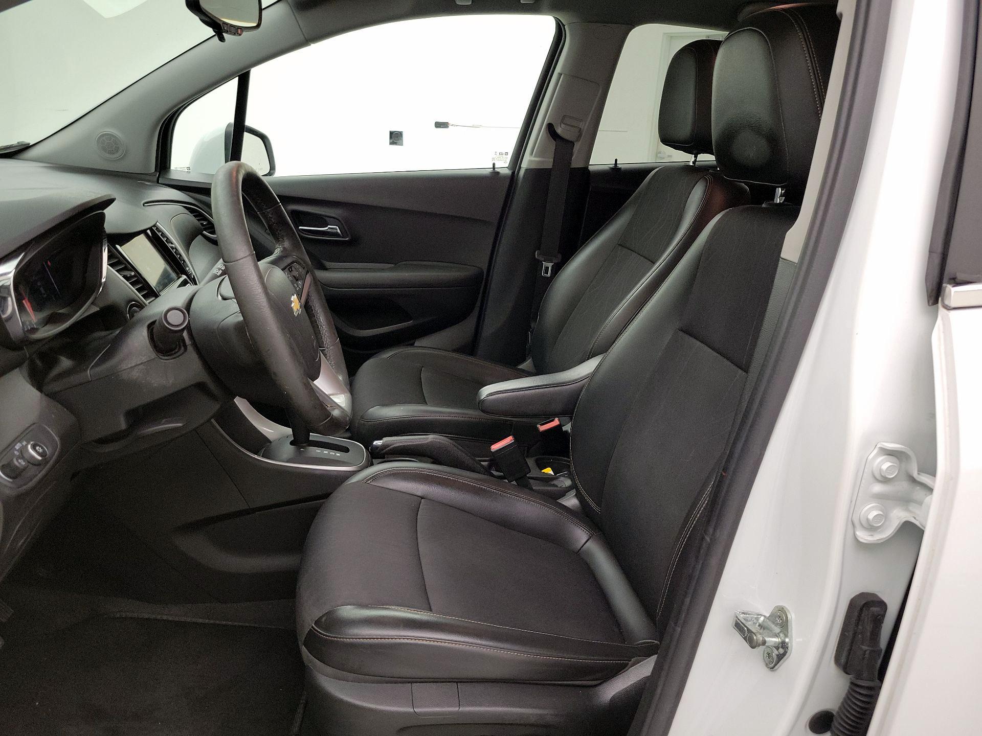 Thumbnail: 2018 Chevrolet Trax - 11