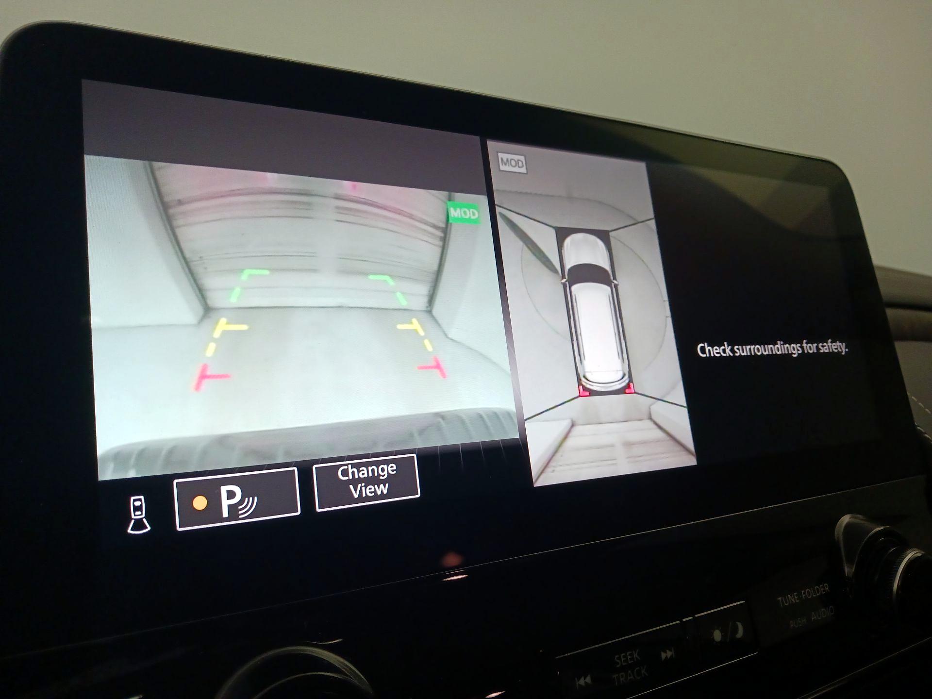 Thumbnail: 2023 INFINITI QX80 - 15