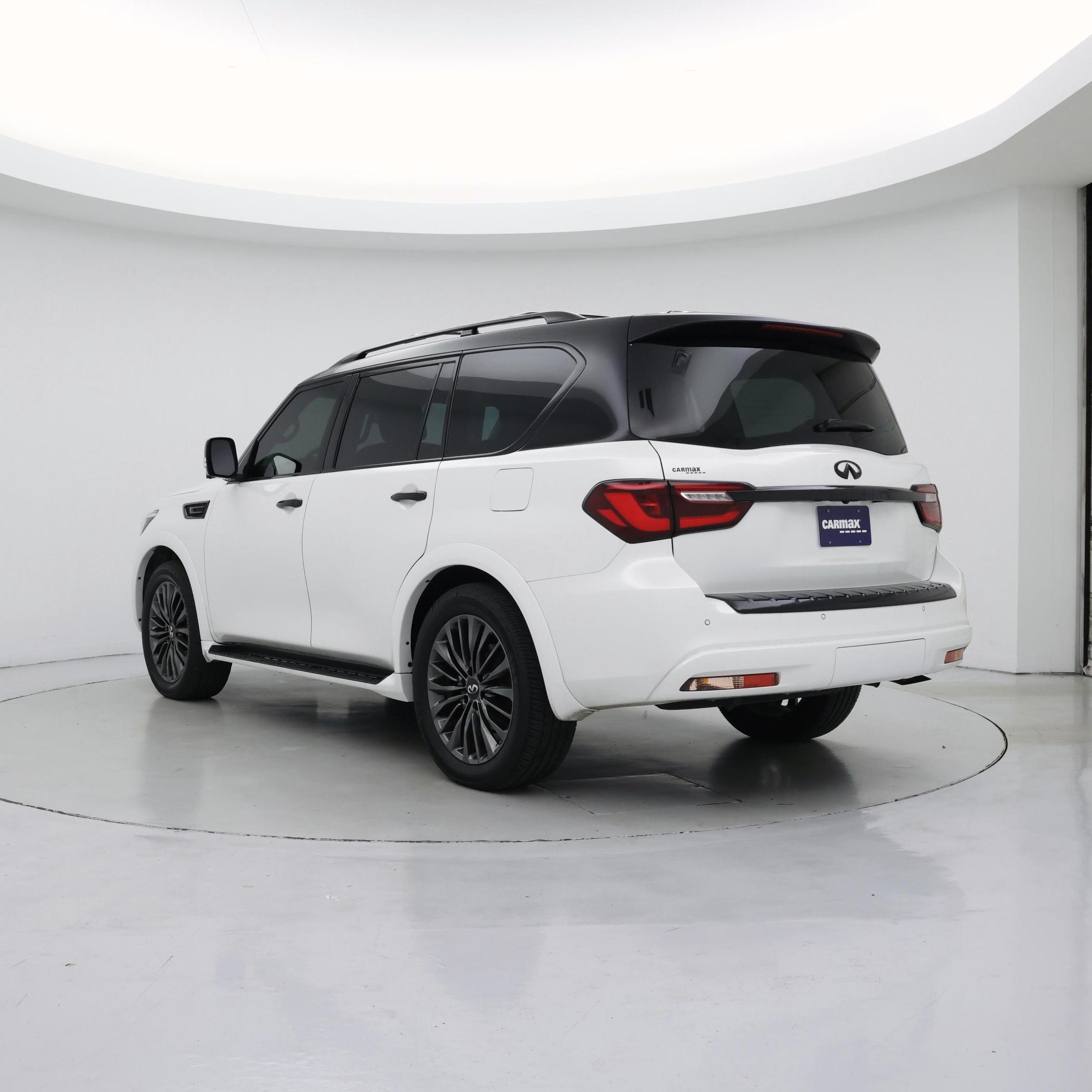 Thumbnail: 2023 INFINITI QX80 - 2