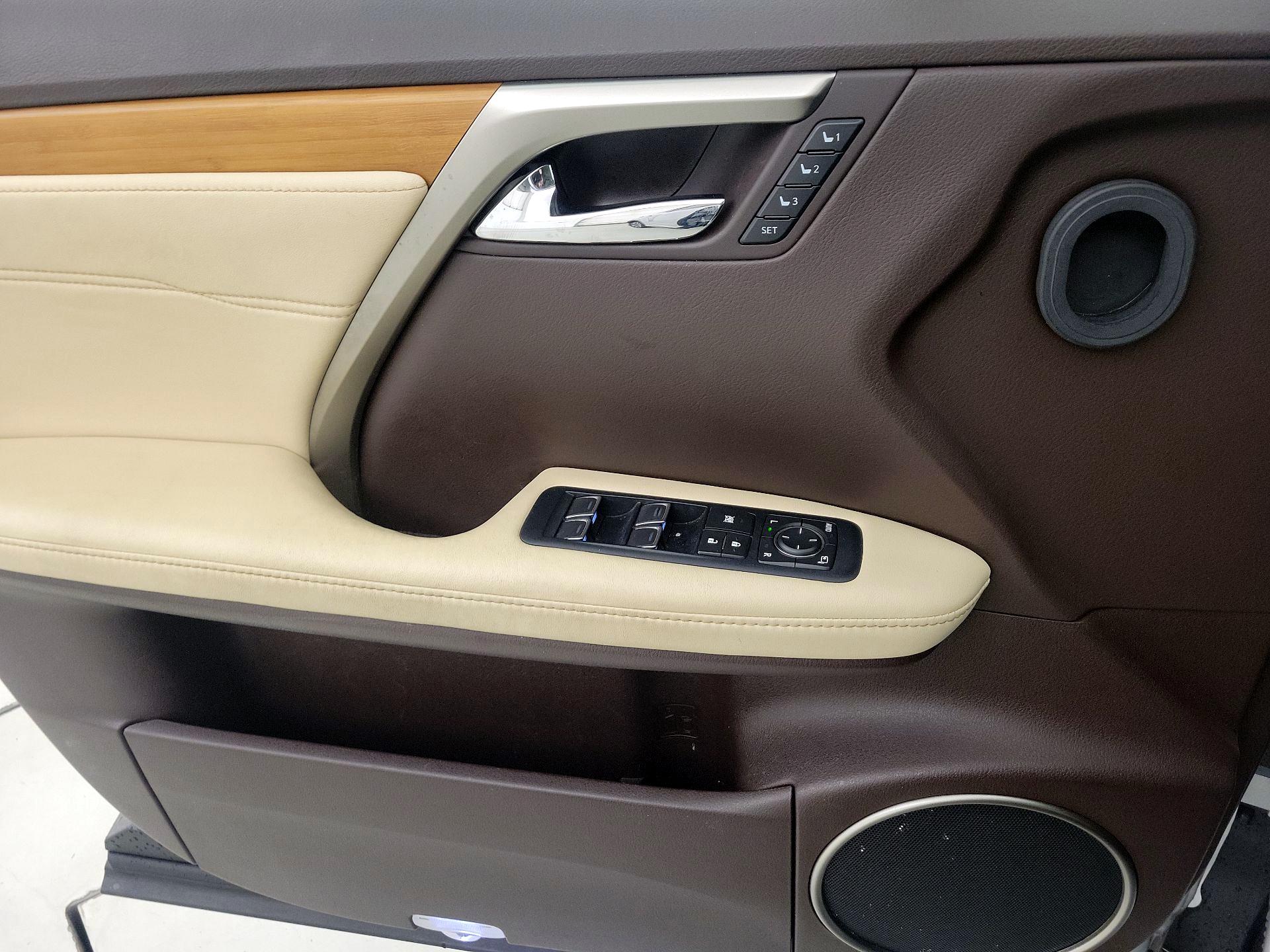 Thumbnail: 2017 Lexus RX - 12