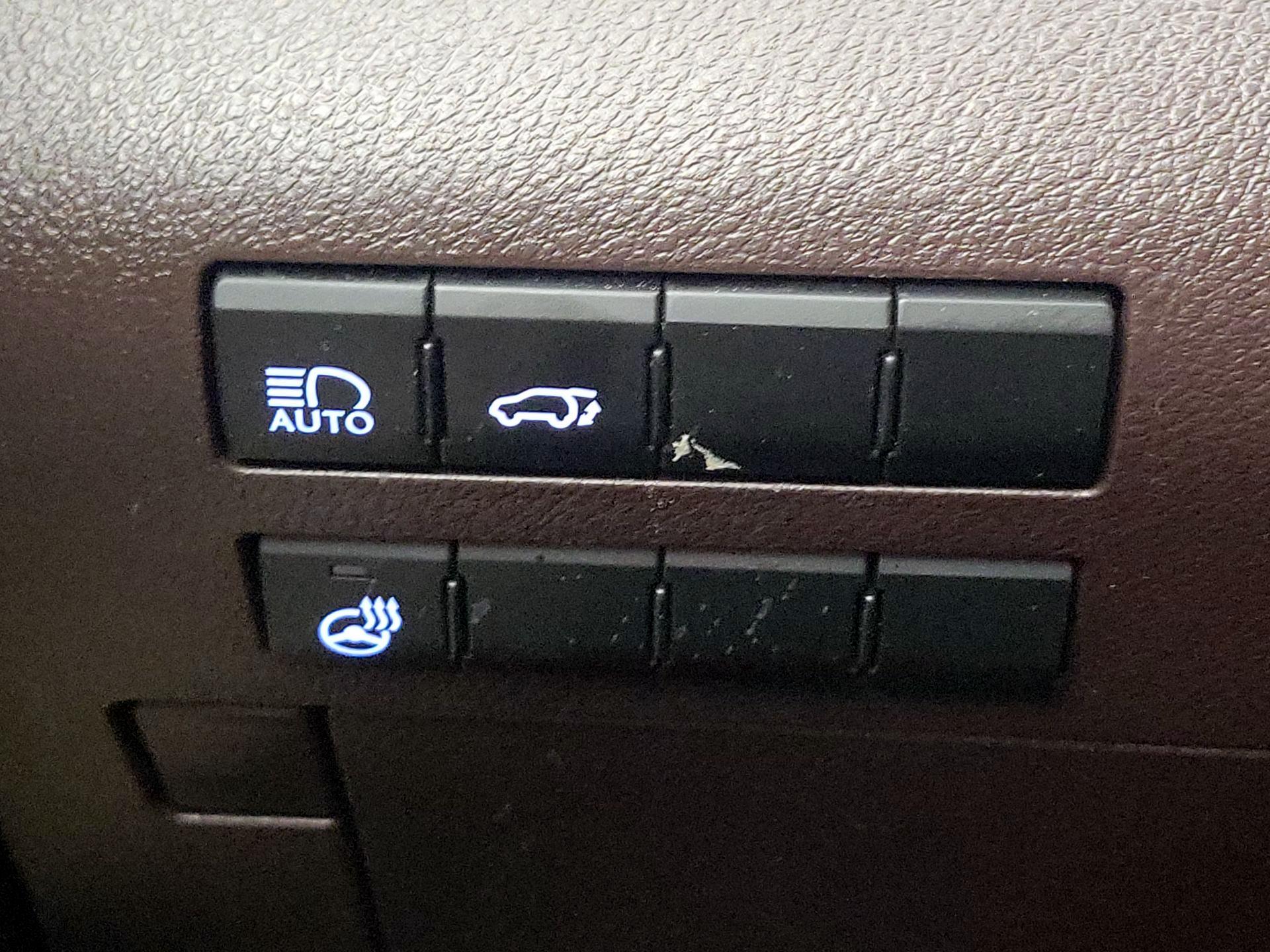 Thumbnail: 2017 Lexus RX - 13