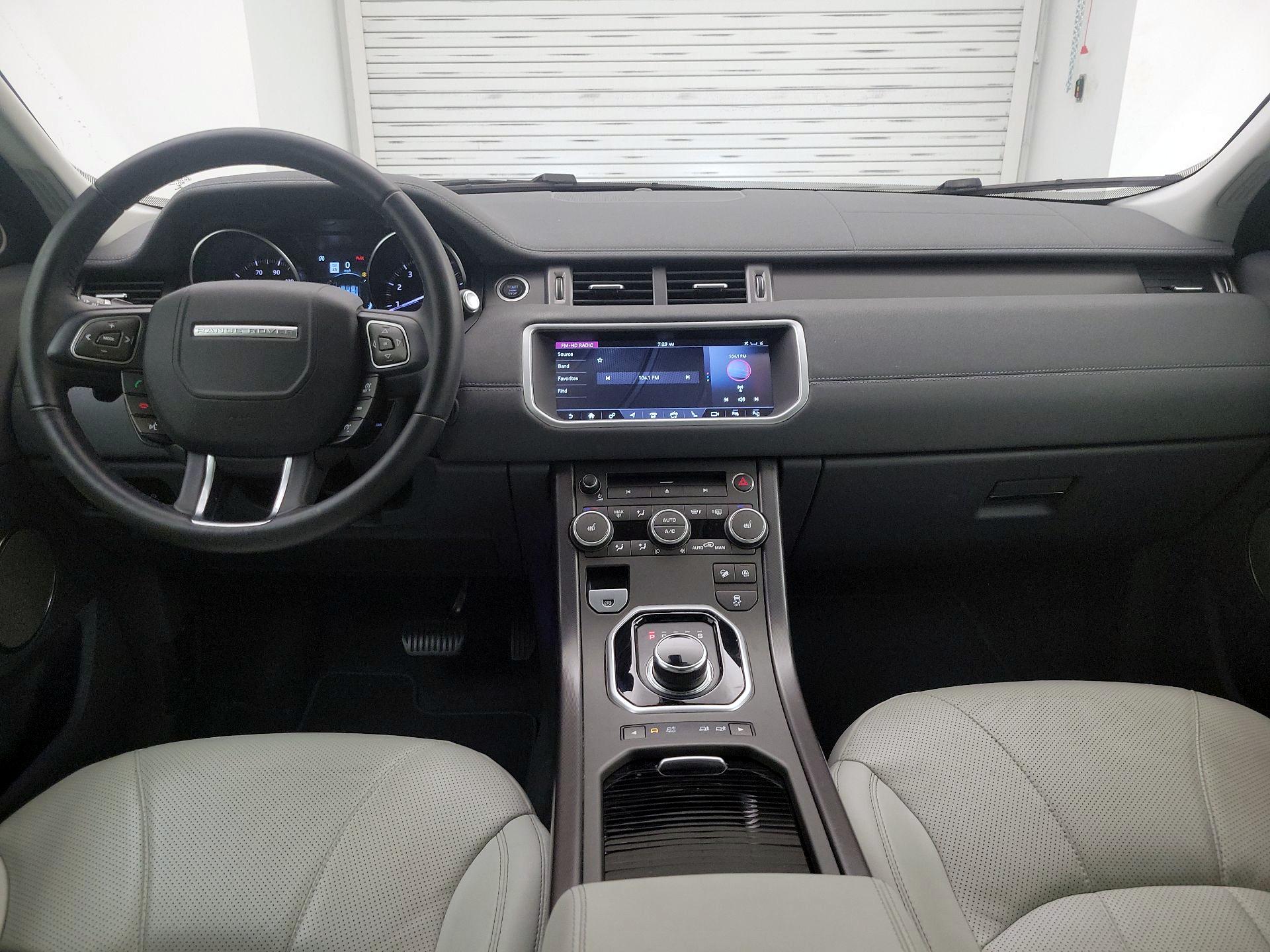 Thumbnail: 2018 Land Rover Range Rover Evoque - 9