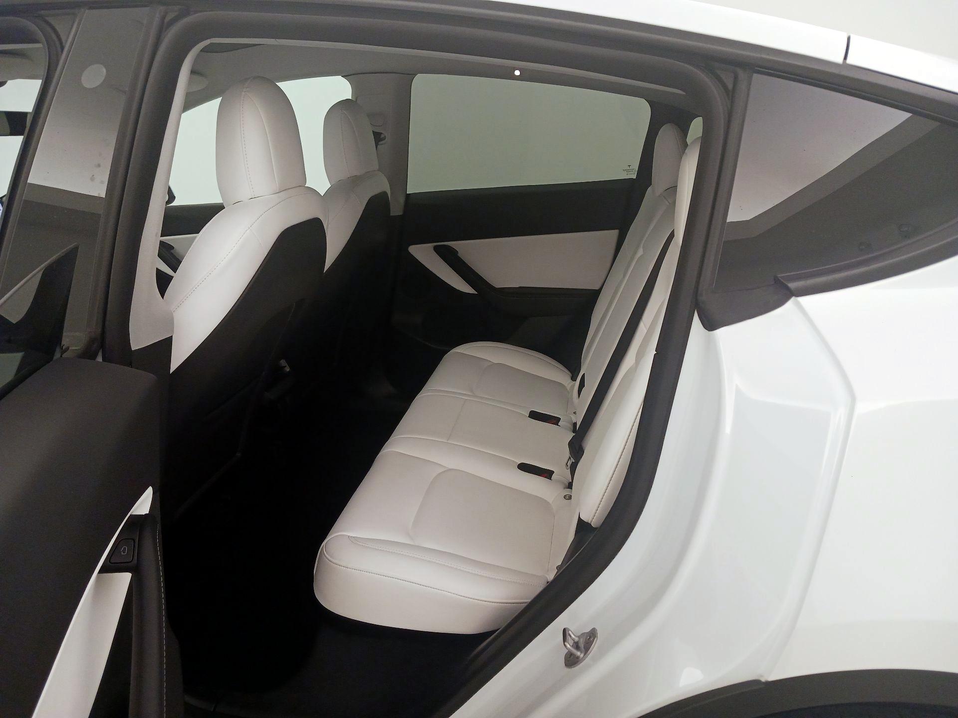 Thumbnail: 2022 Tesla Model Y - 20