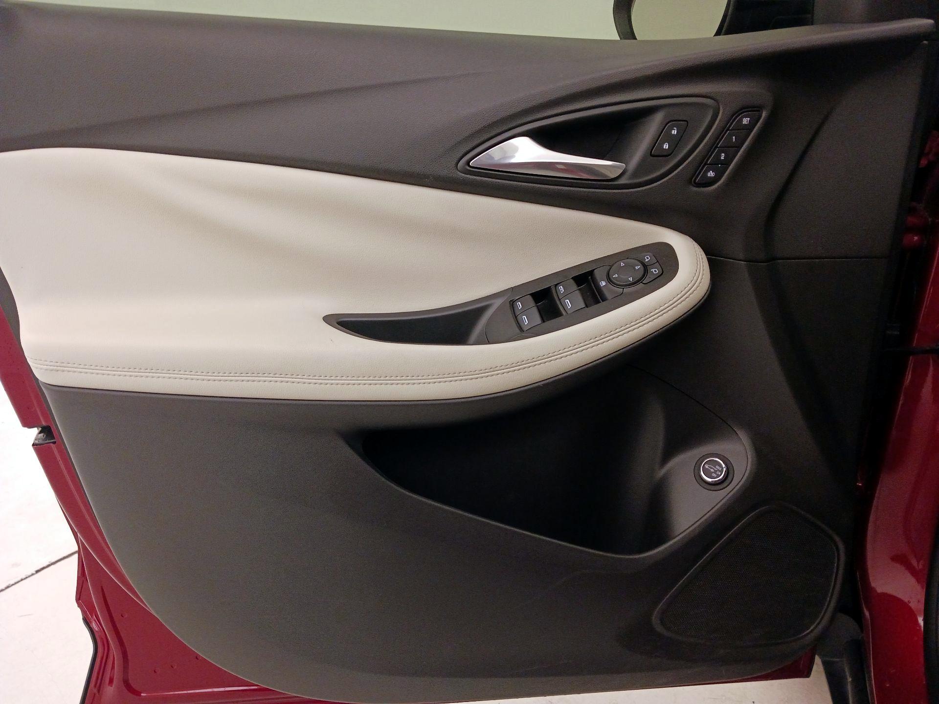 Thumbnail: 2020 Buick Encore GX - 12