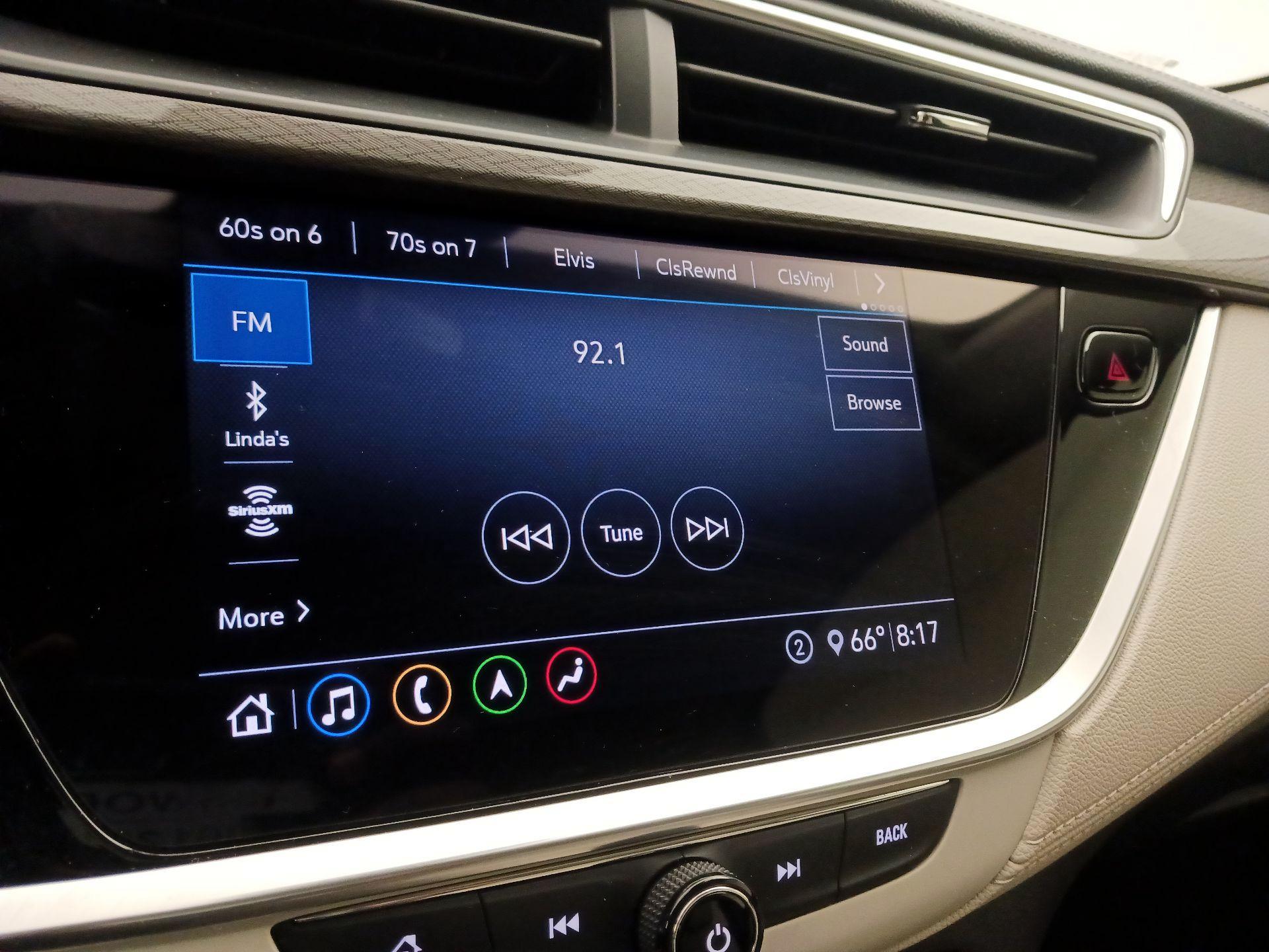 Thumbnail: 2020 Buick Encore GX - 16