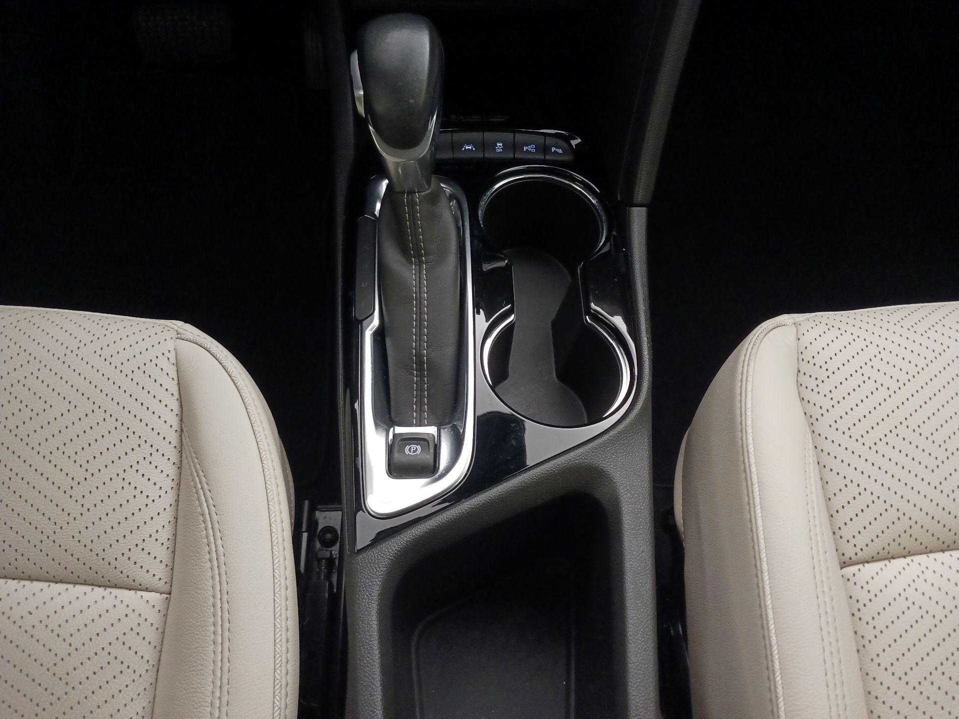 Thumbnail: 2020 Buick Encore GX - 18