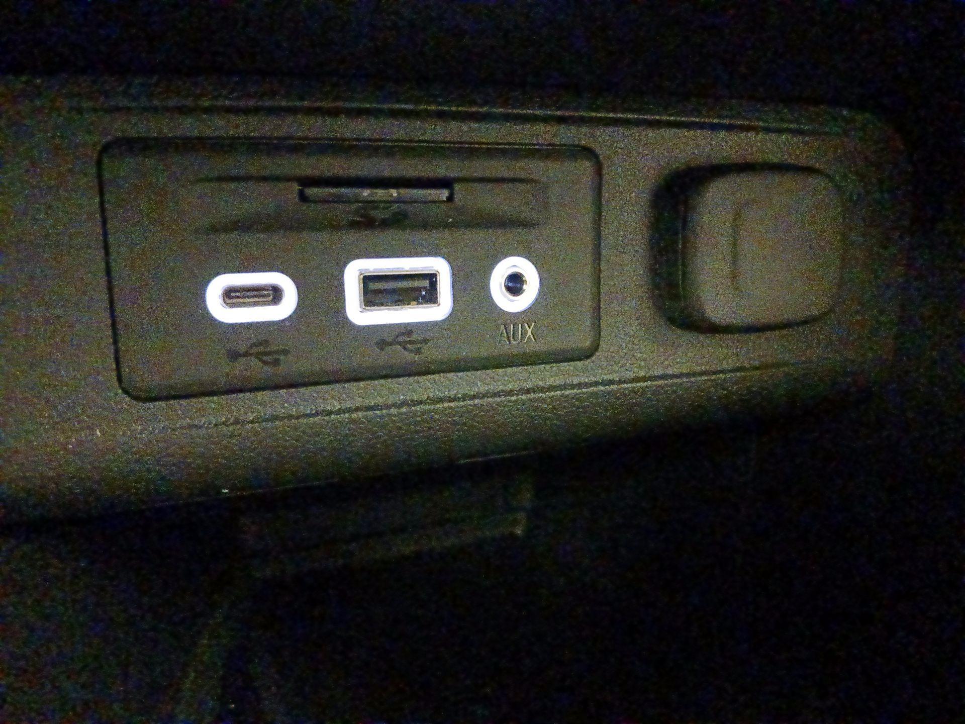 Thumbnail: 2020 Buick Encore GX - 19