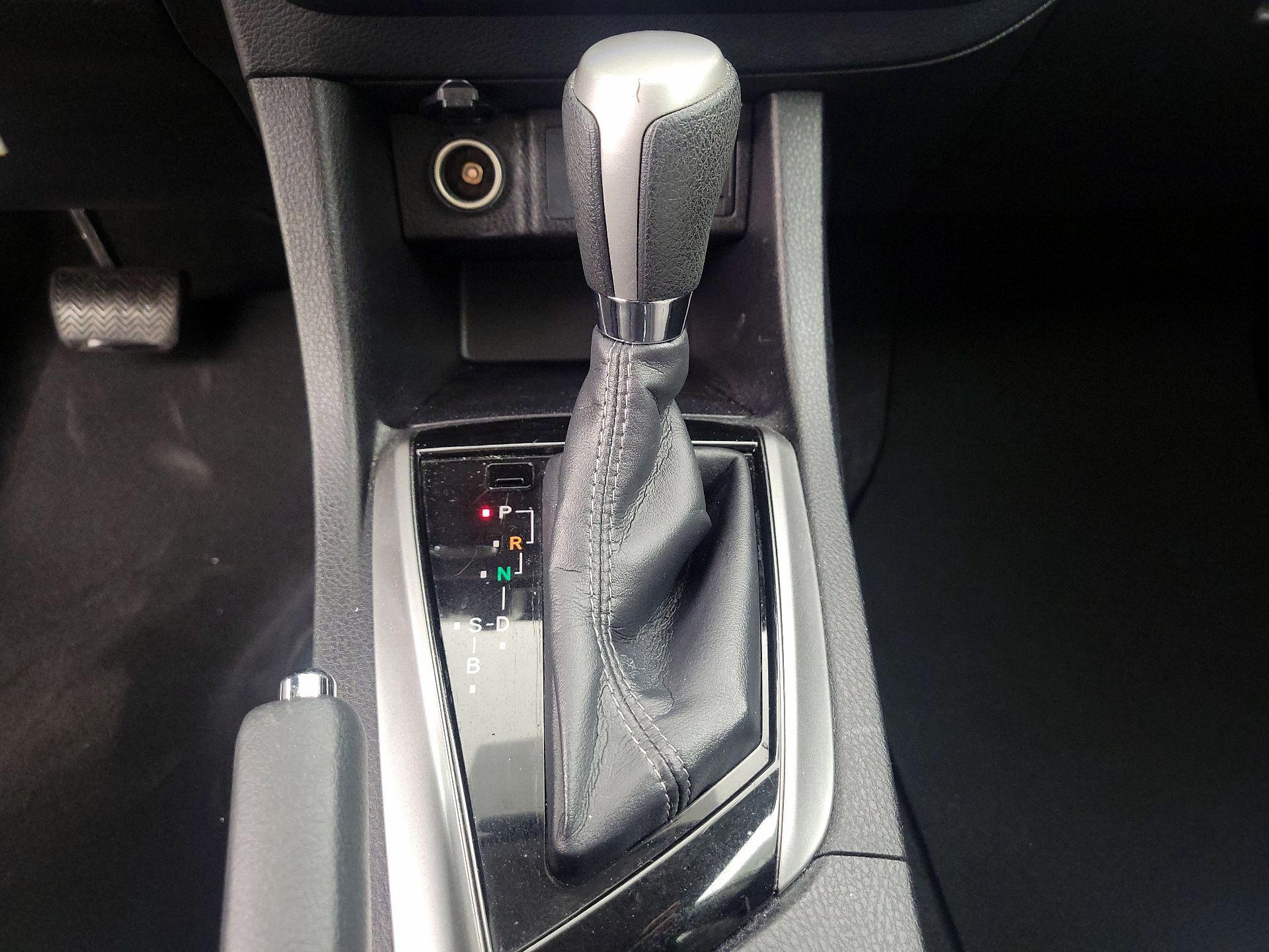 Thumbnail: 2016 Toyota Corolla - 17