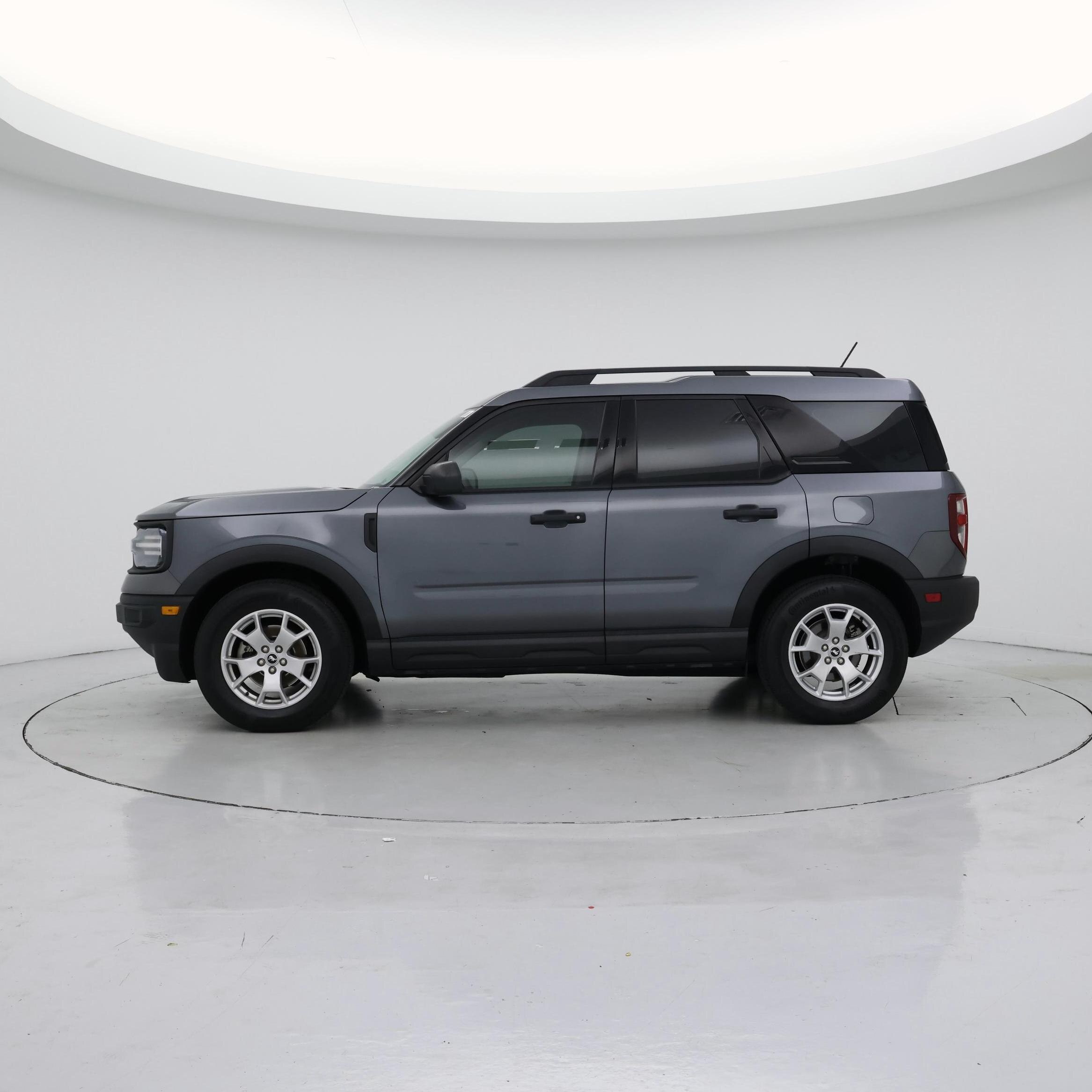 Thumbnail: 2021 Ford Bronco Sport - 3