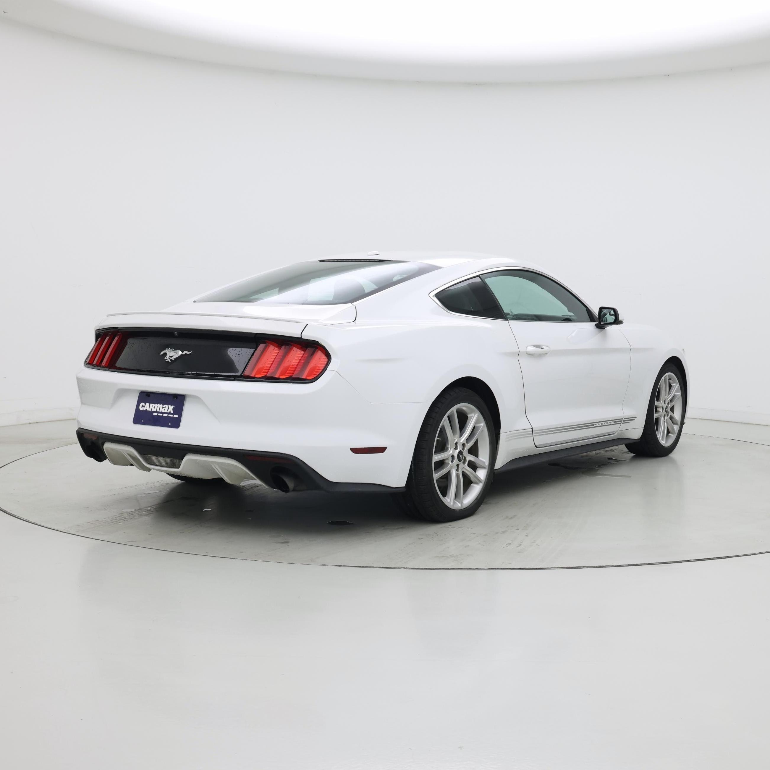 Thumbnail: 2017 Ford Mustang - 8