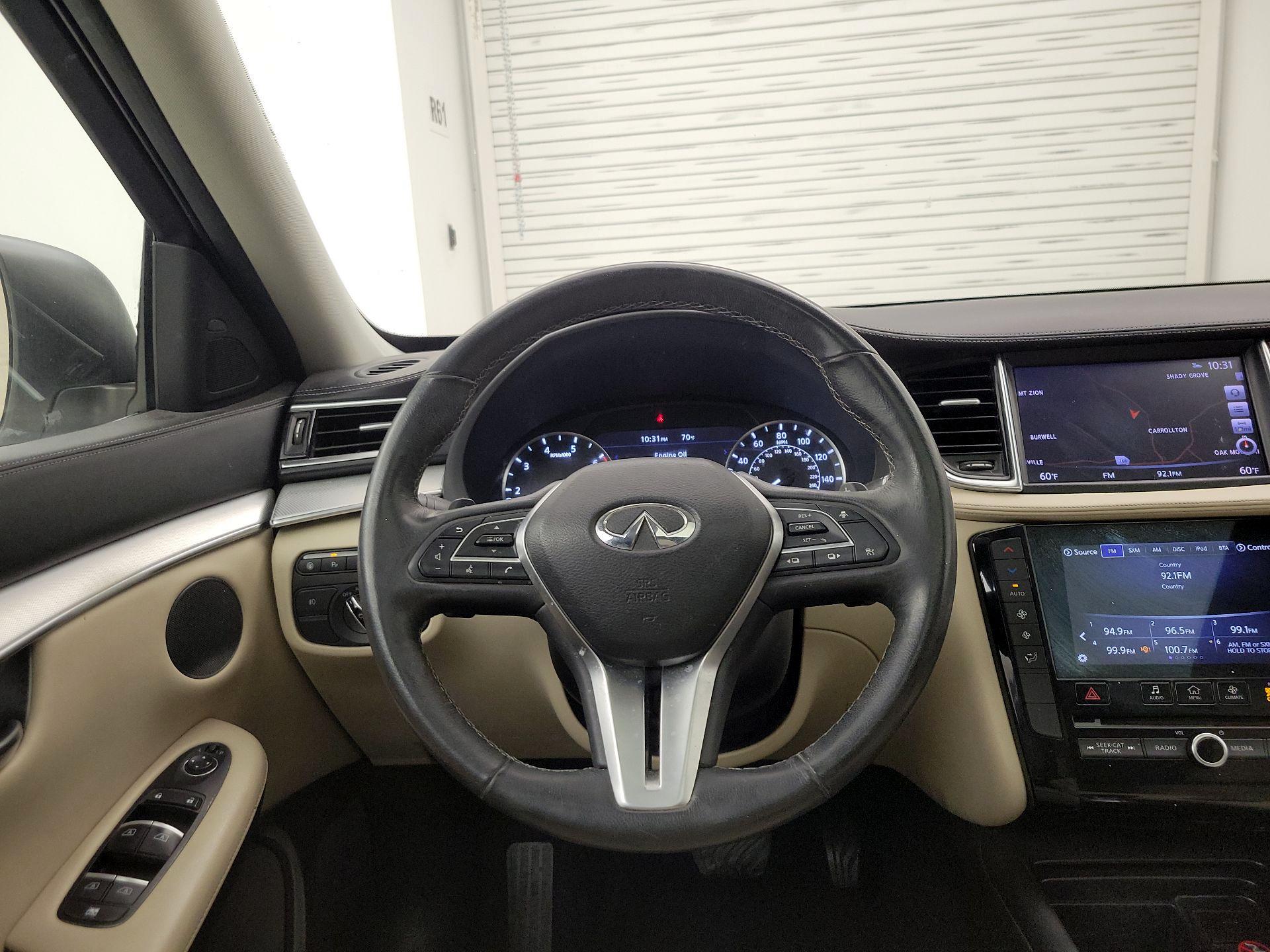 Thumbnail: 2019 INFINITI QX50 - 10
