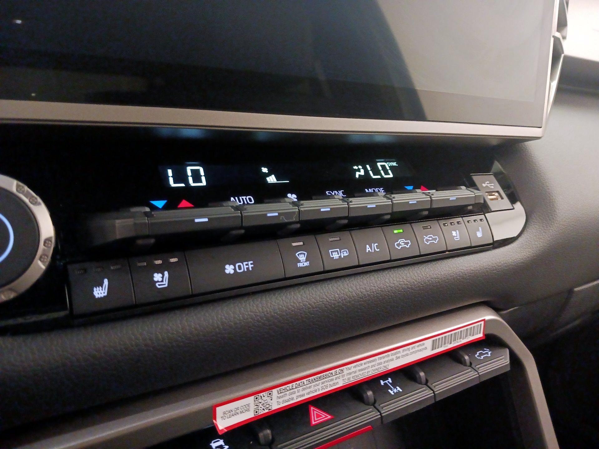 Thumbnail: 2025 Toyota Tundra - 17