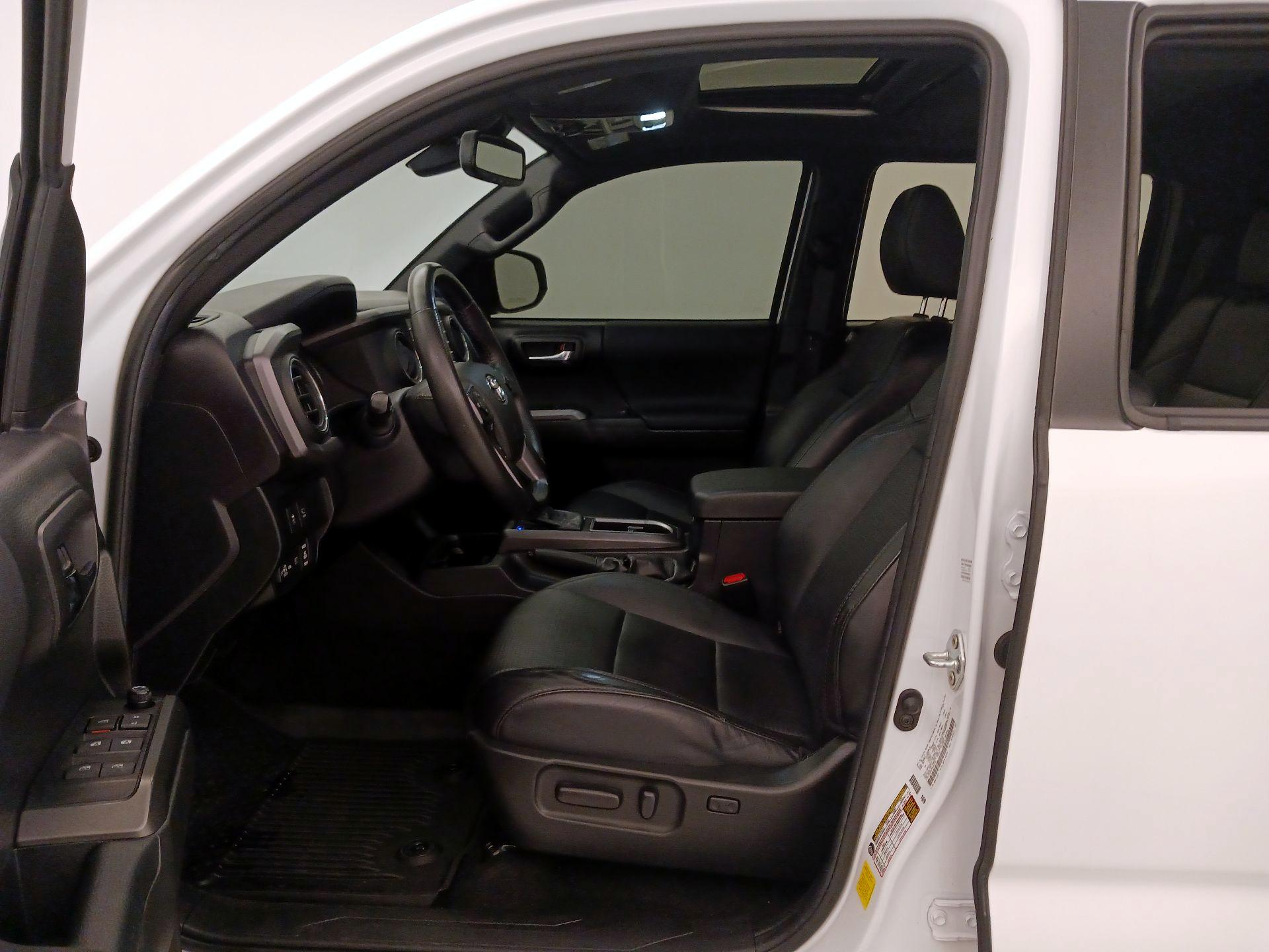 Thumbnail: 2023 Toyota Tacoma - 11